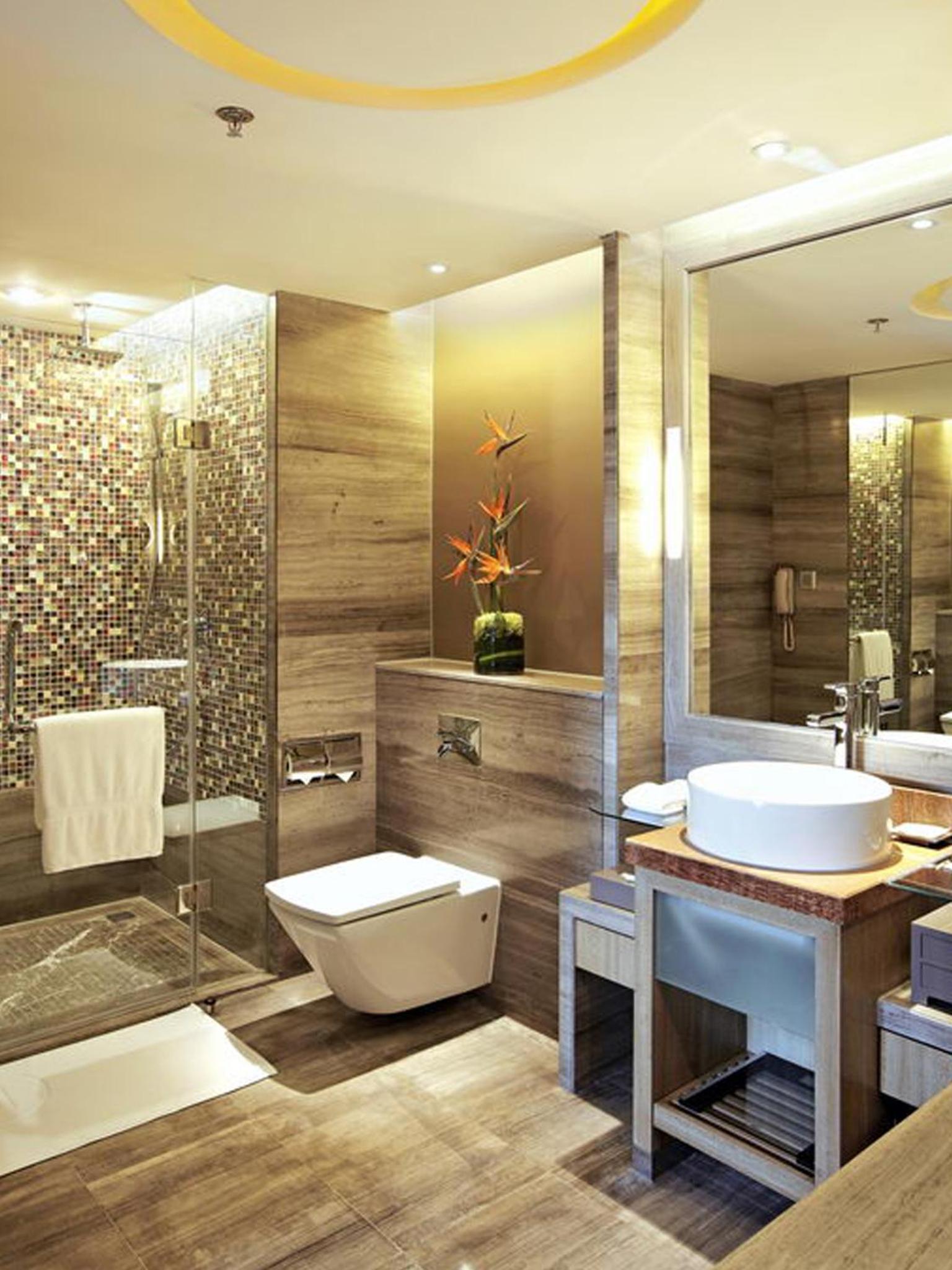 Deluxe King Room with Park View - Photo 7
