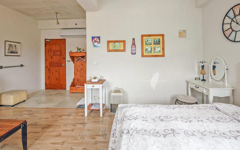 Standard Double Room - Photo 2