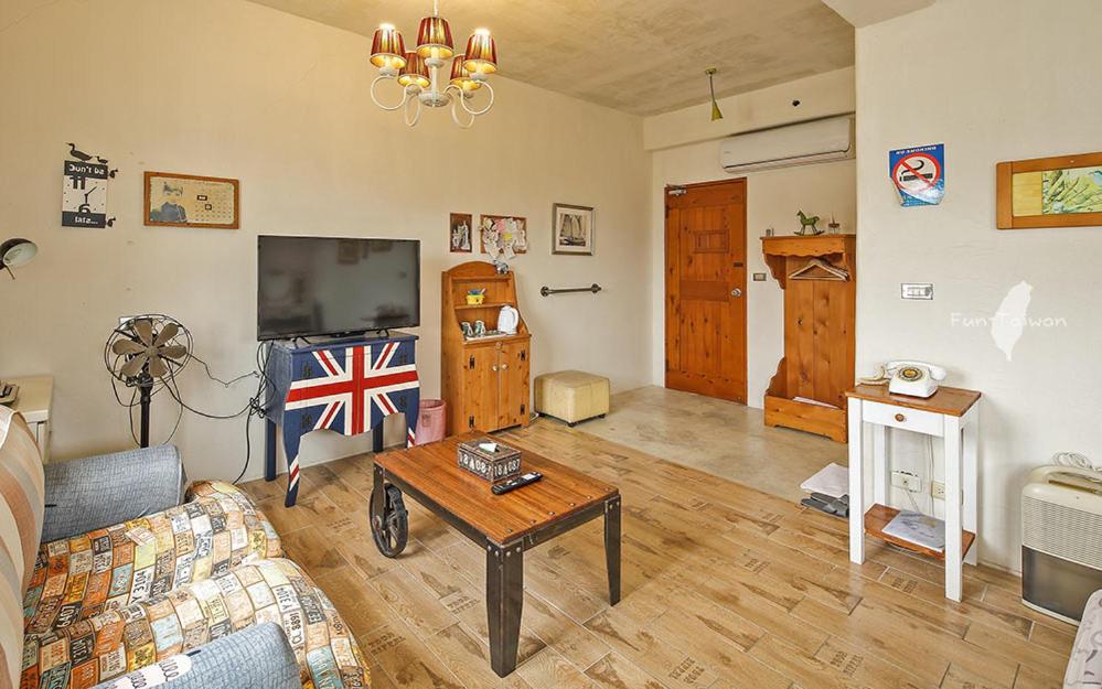 Standard Double Room - Photo 7