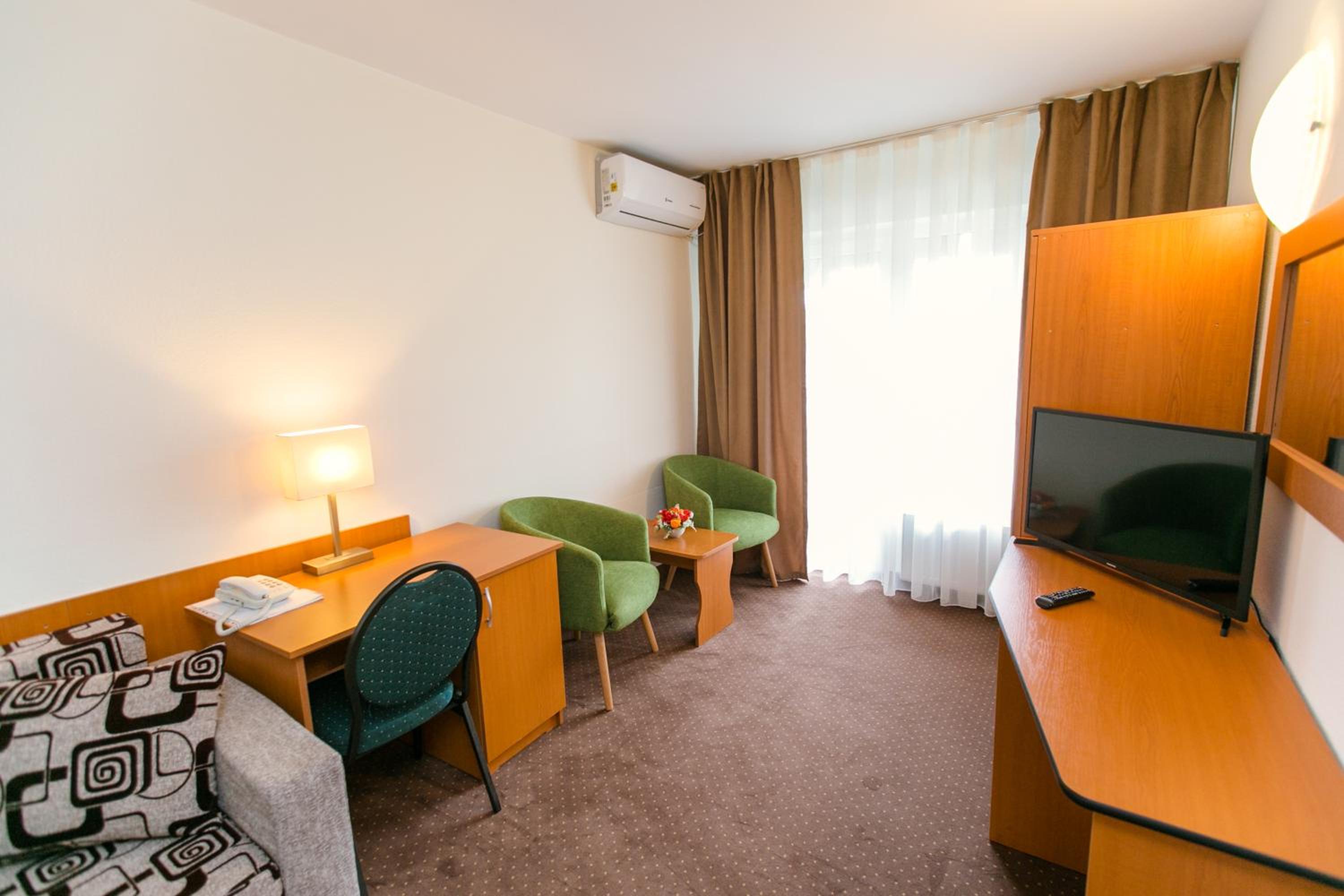 One-Bedroom Suite