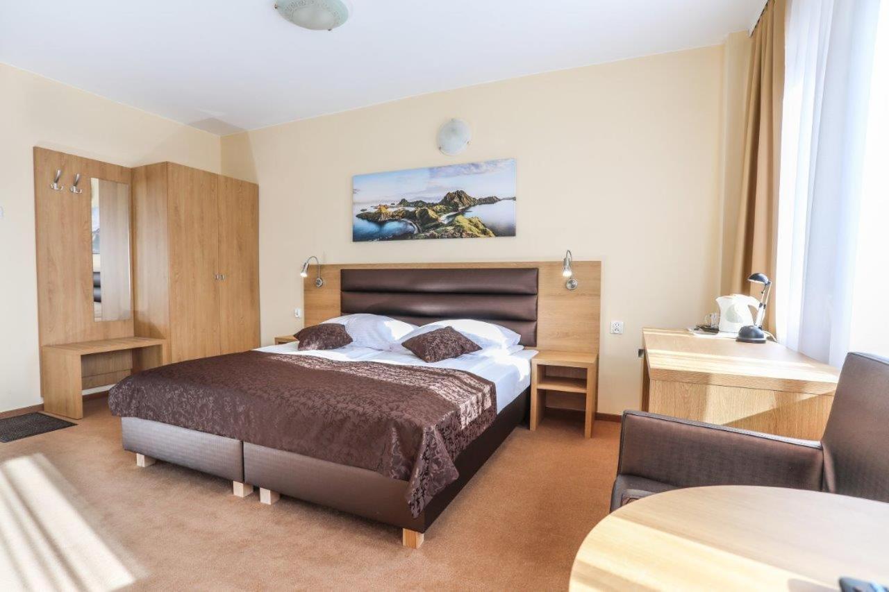 Double Room With Balcony photo 2