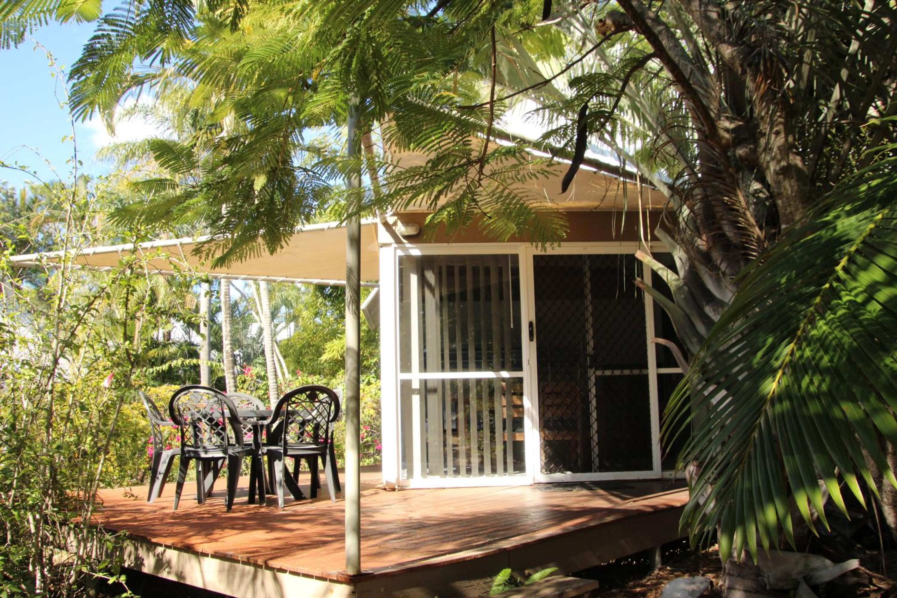 Large Eco Villa - Photo 6