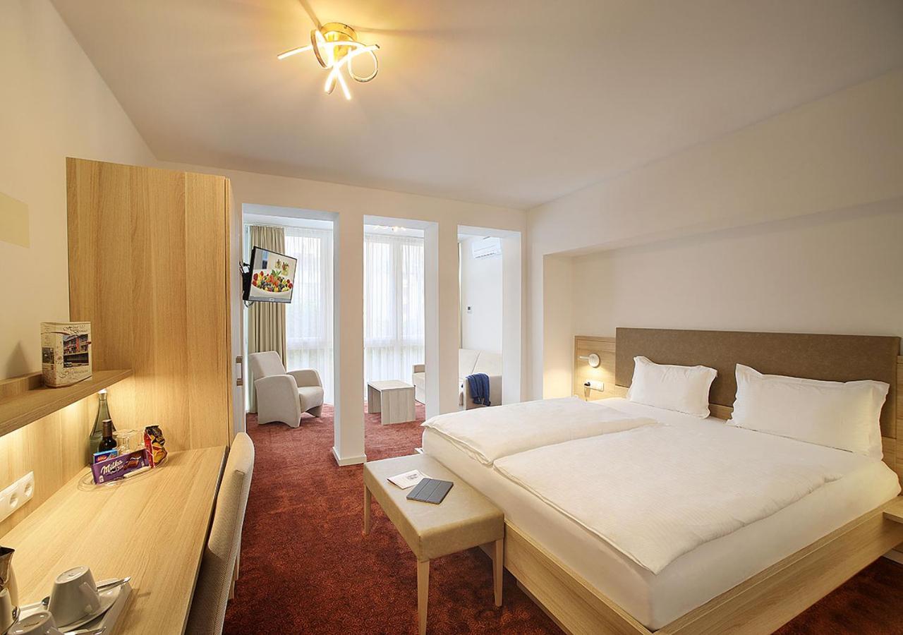 Triple Room - Photo 5