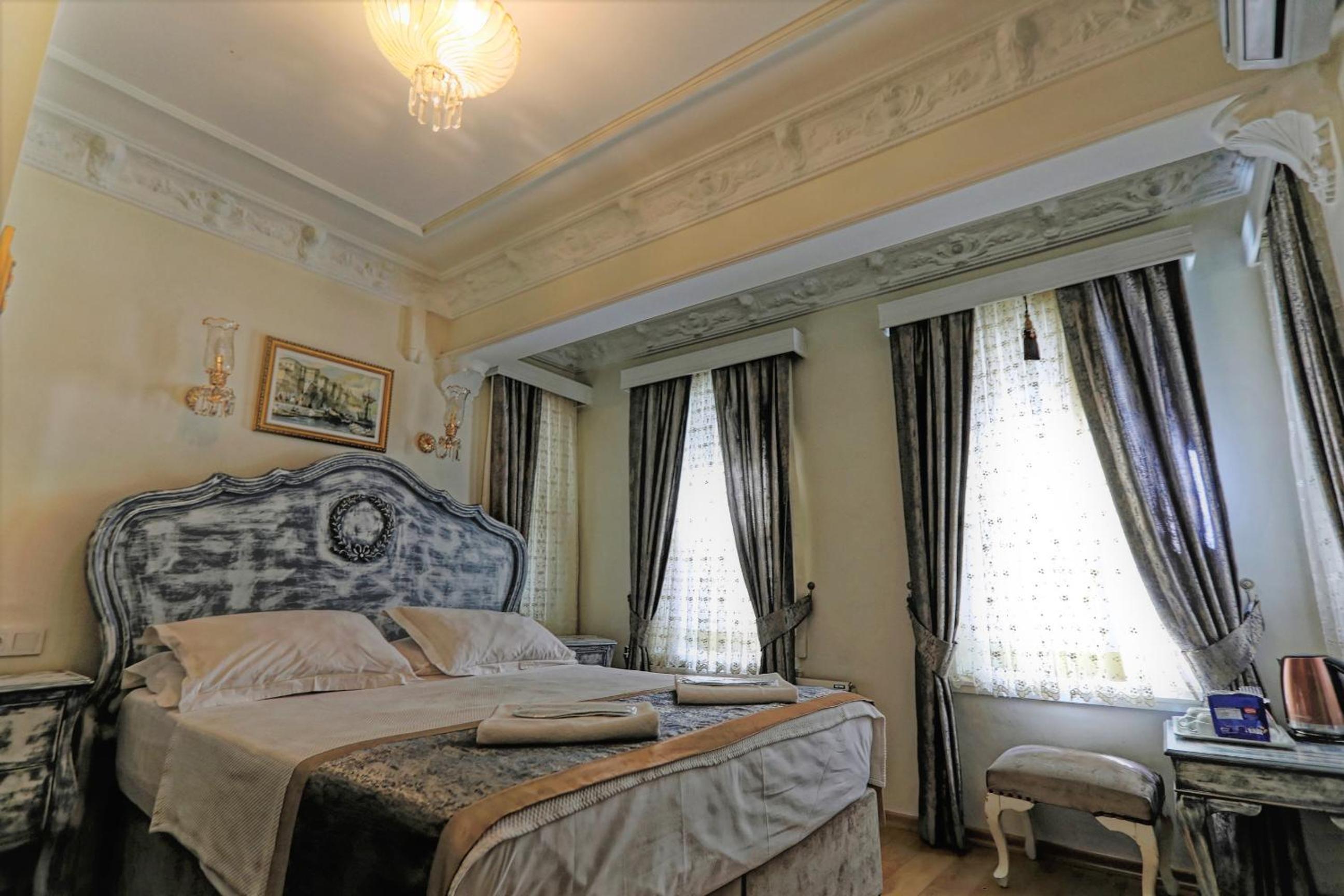 Standard Double or Twin Room photo 2