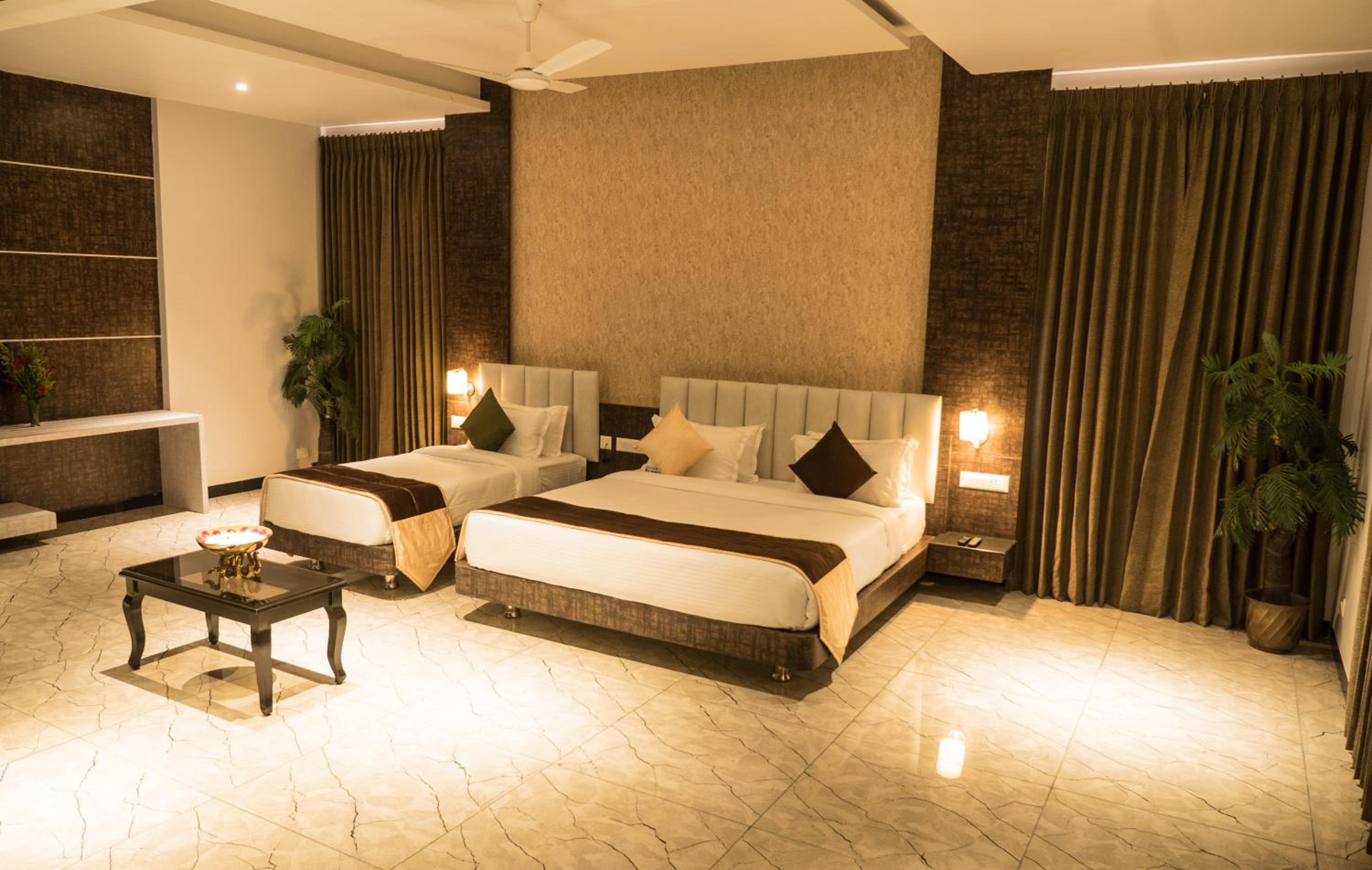 Luxury Triple Room