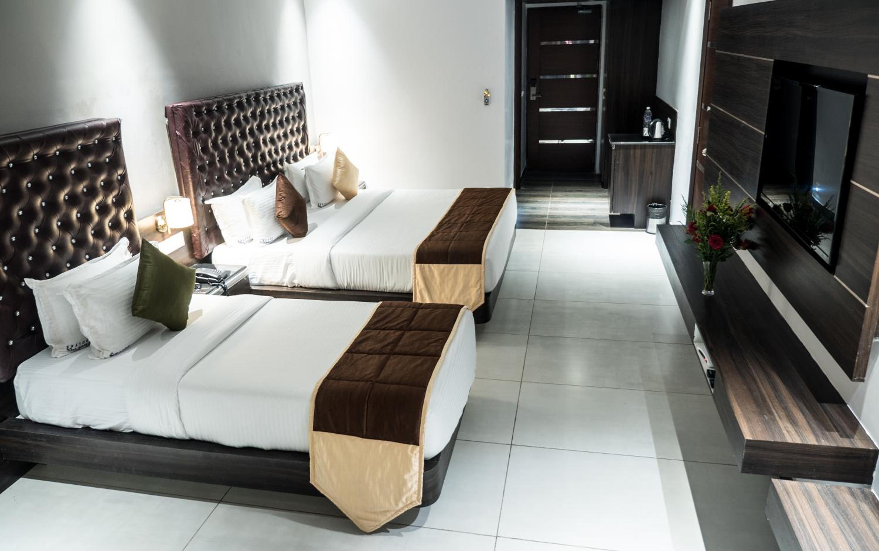 Deluxe Triple Room - Photo 1