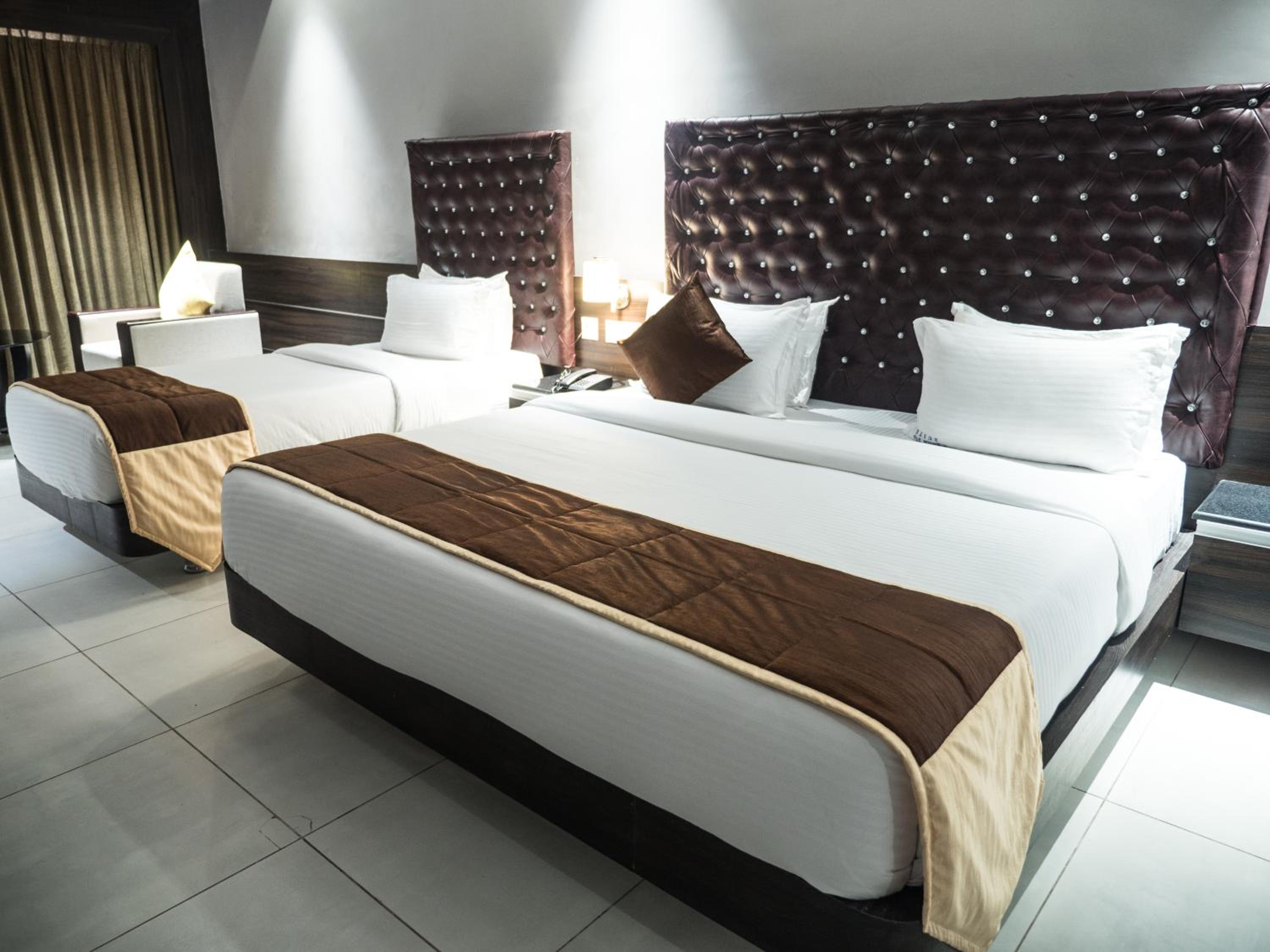 Deluxe Triple Room - Photo 6