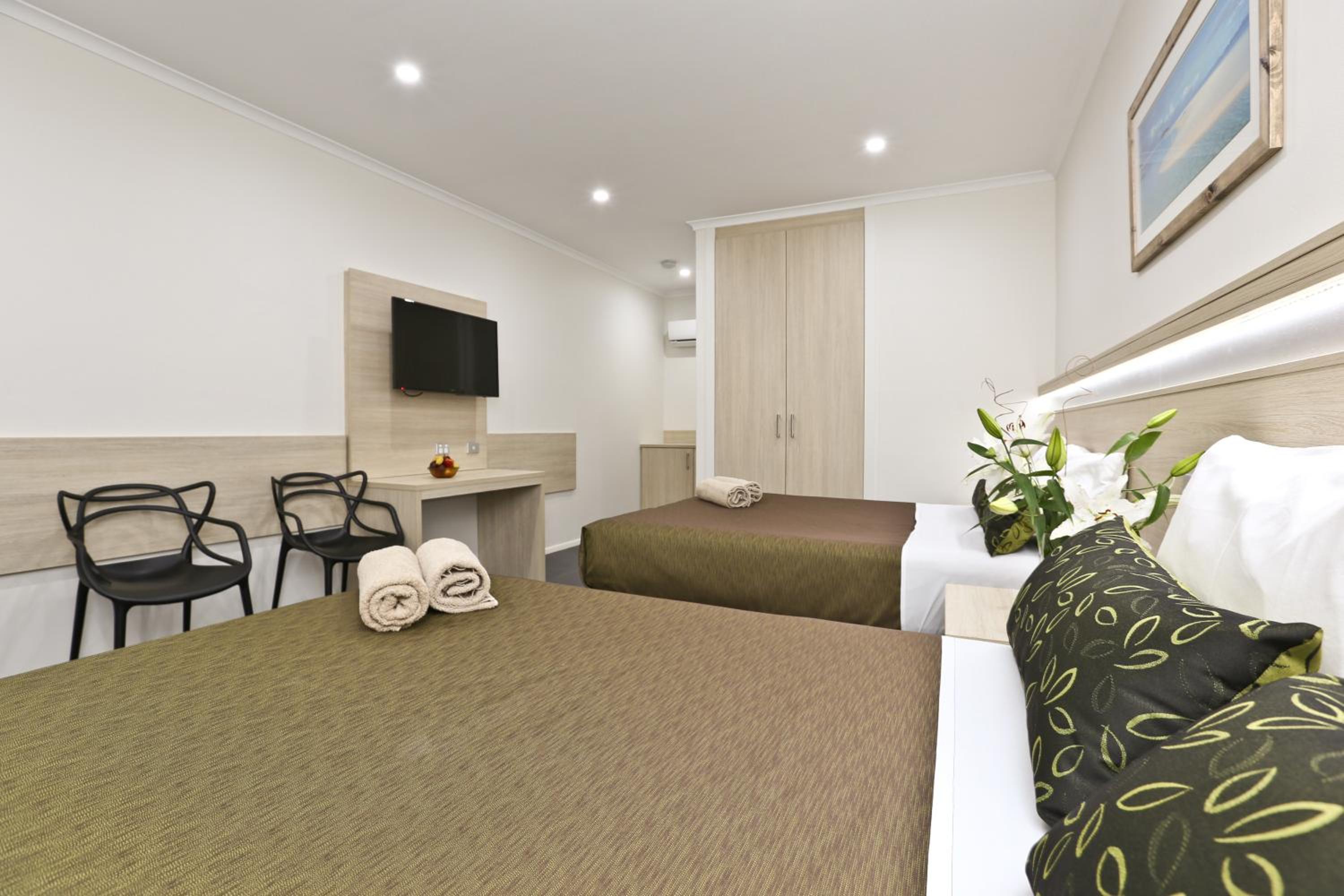 Deluxe Double or Twin Room photo 2