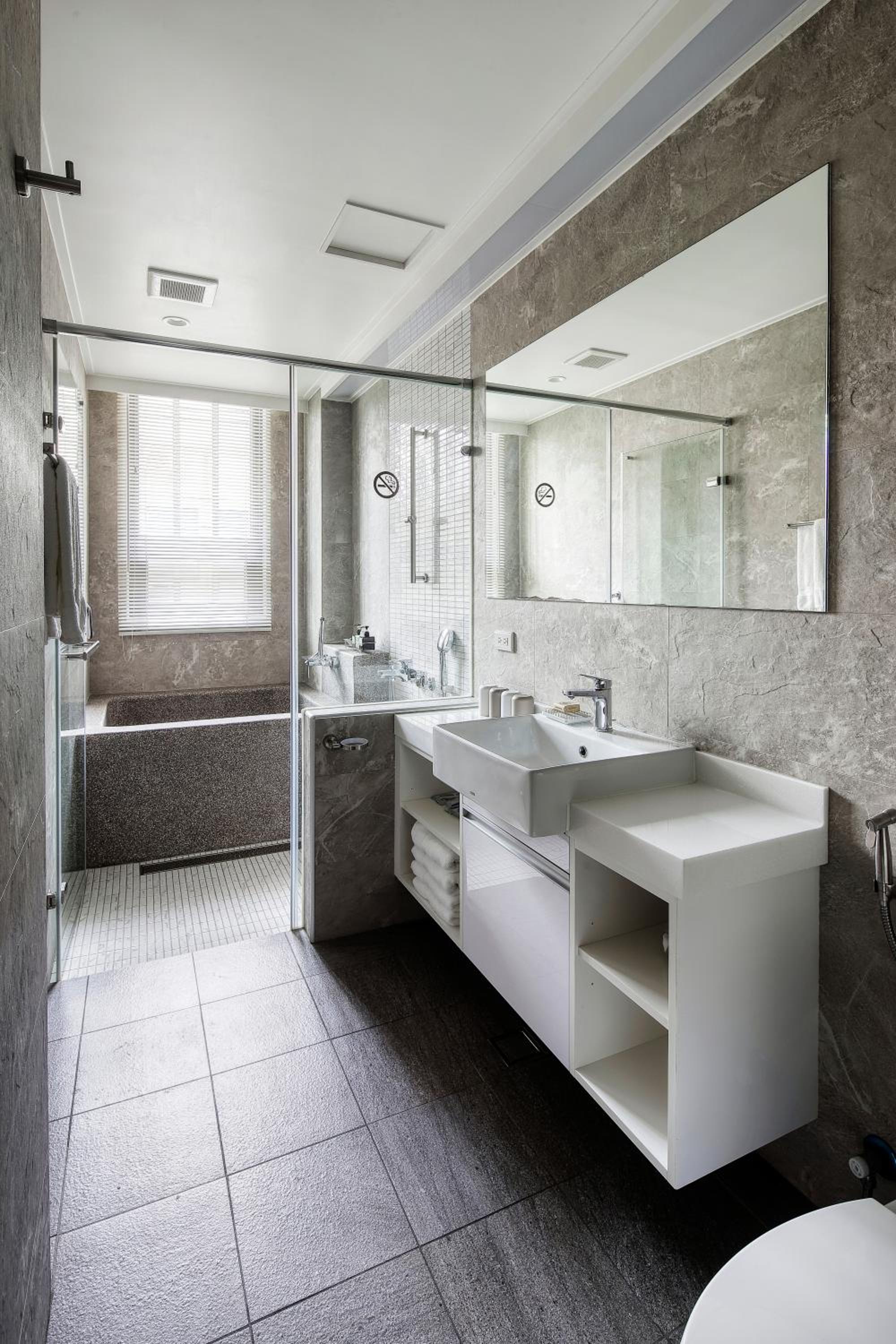 Deluxe Suite photo 2
