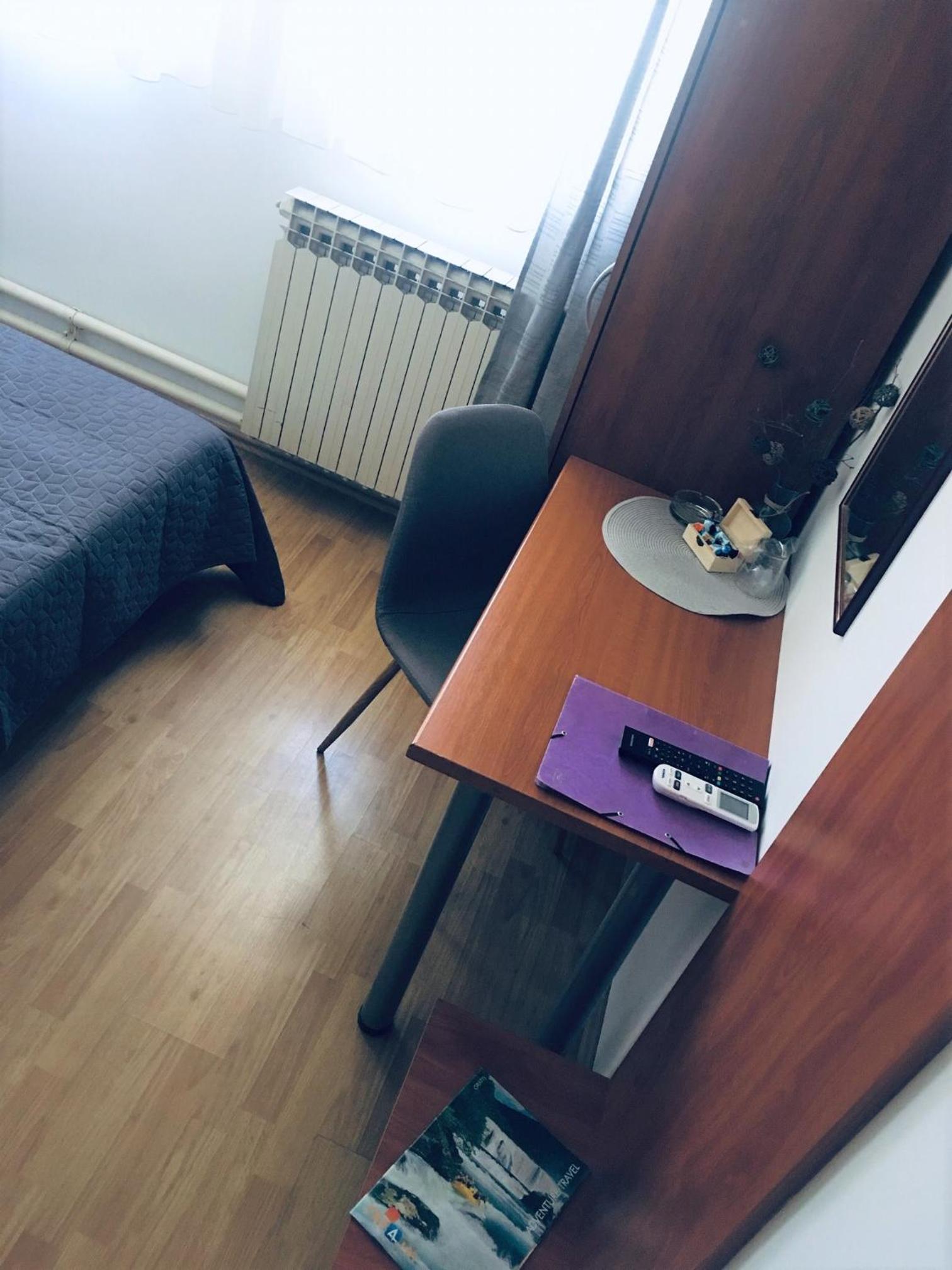 Small Double Room with Private Bathroom photo 3