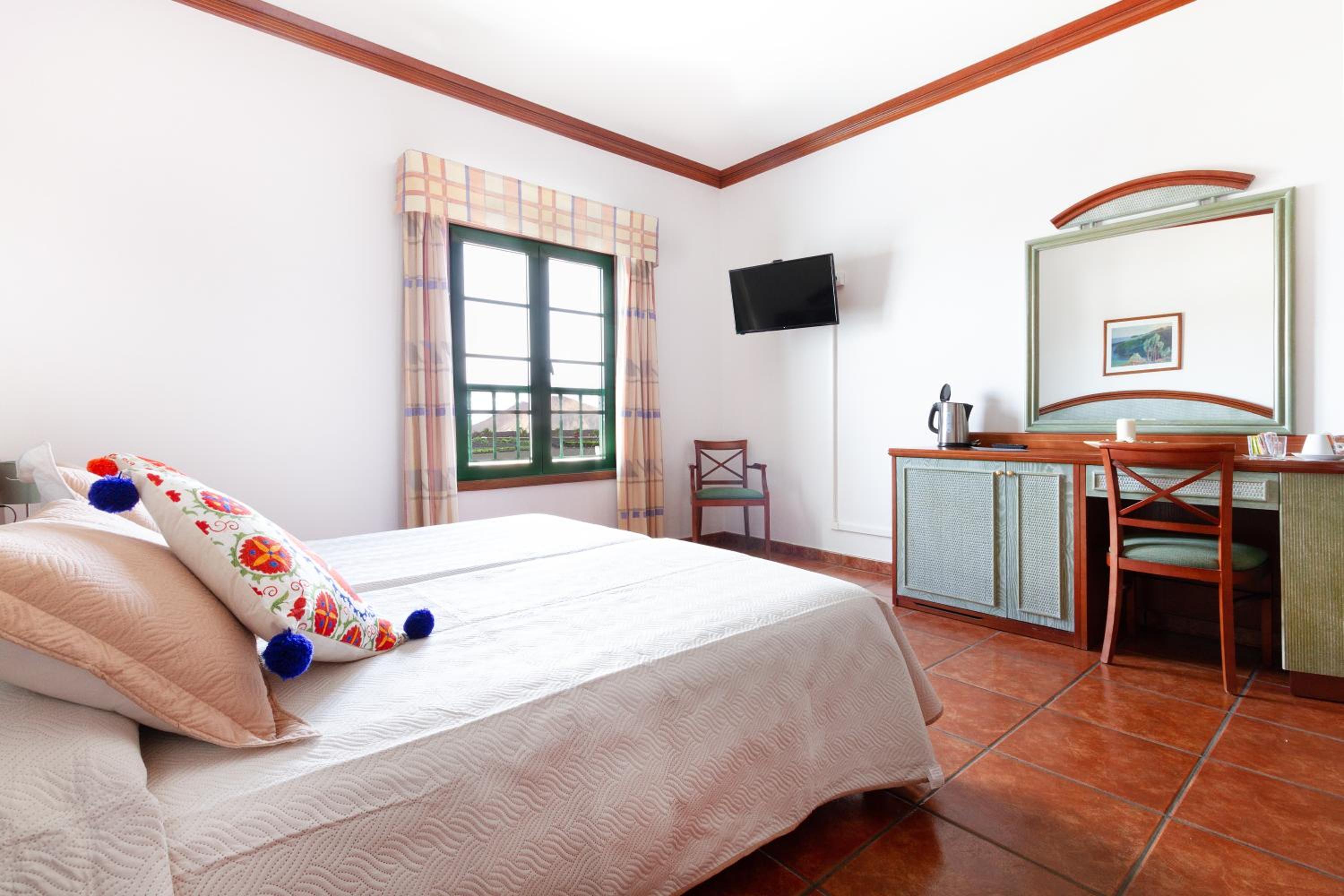 Double Room with Private Bathroom photo 2