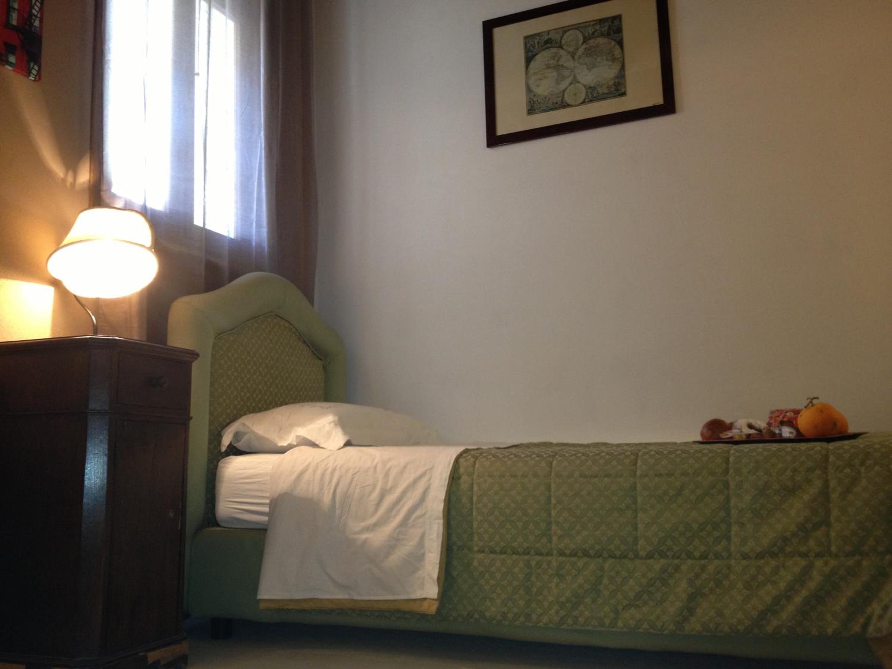 Basic Triple Room