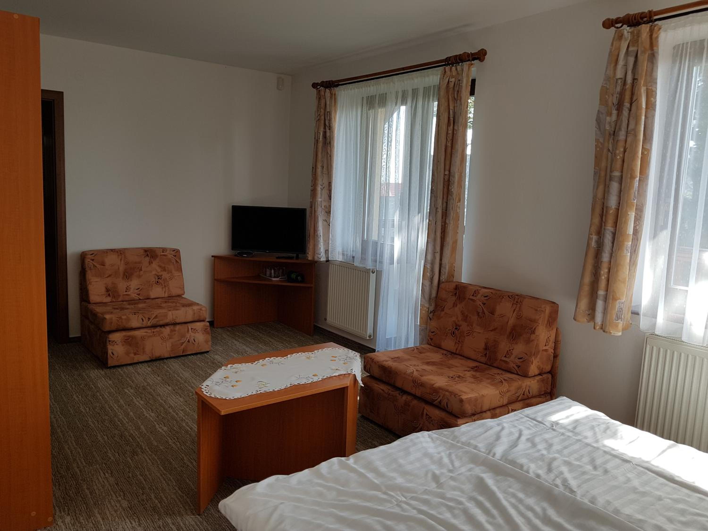 Standard Double Room photo 3