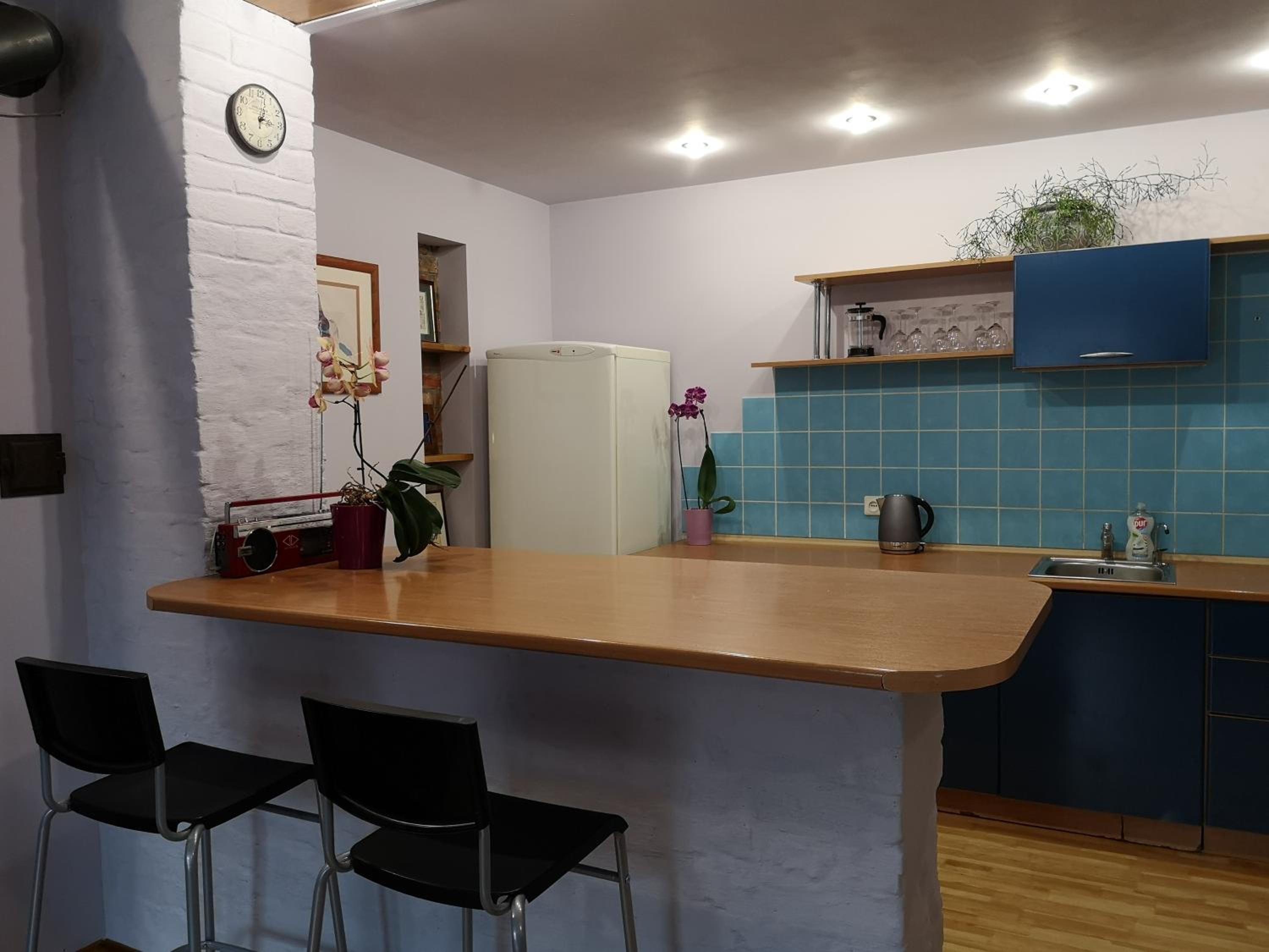 One-Bedroom Apartment - Photo 25