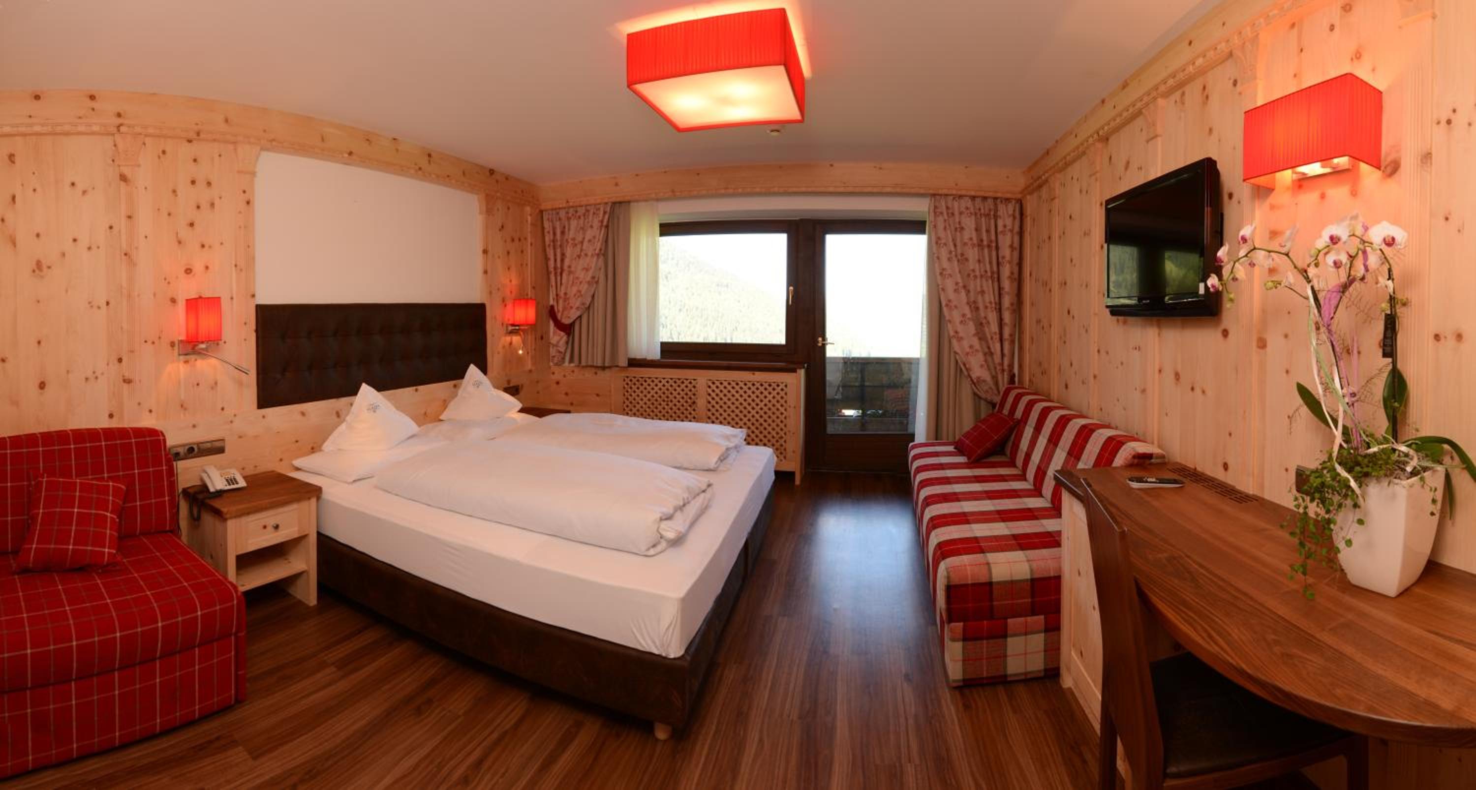 Junior Suite (2 Adults) photo 1