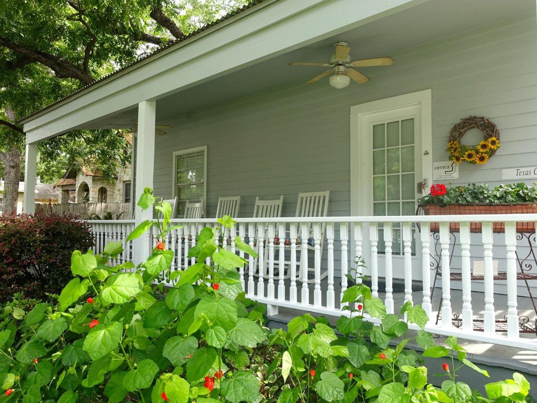 One-Bedroom Cottage