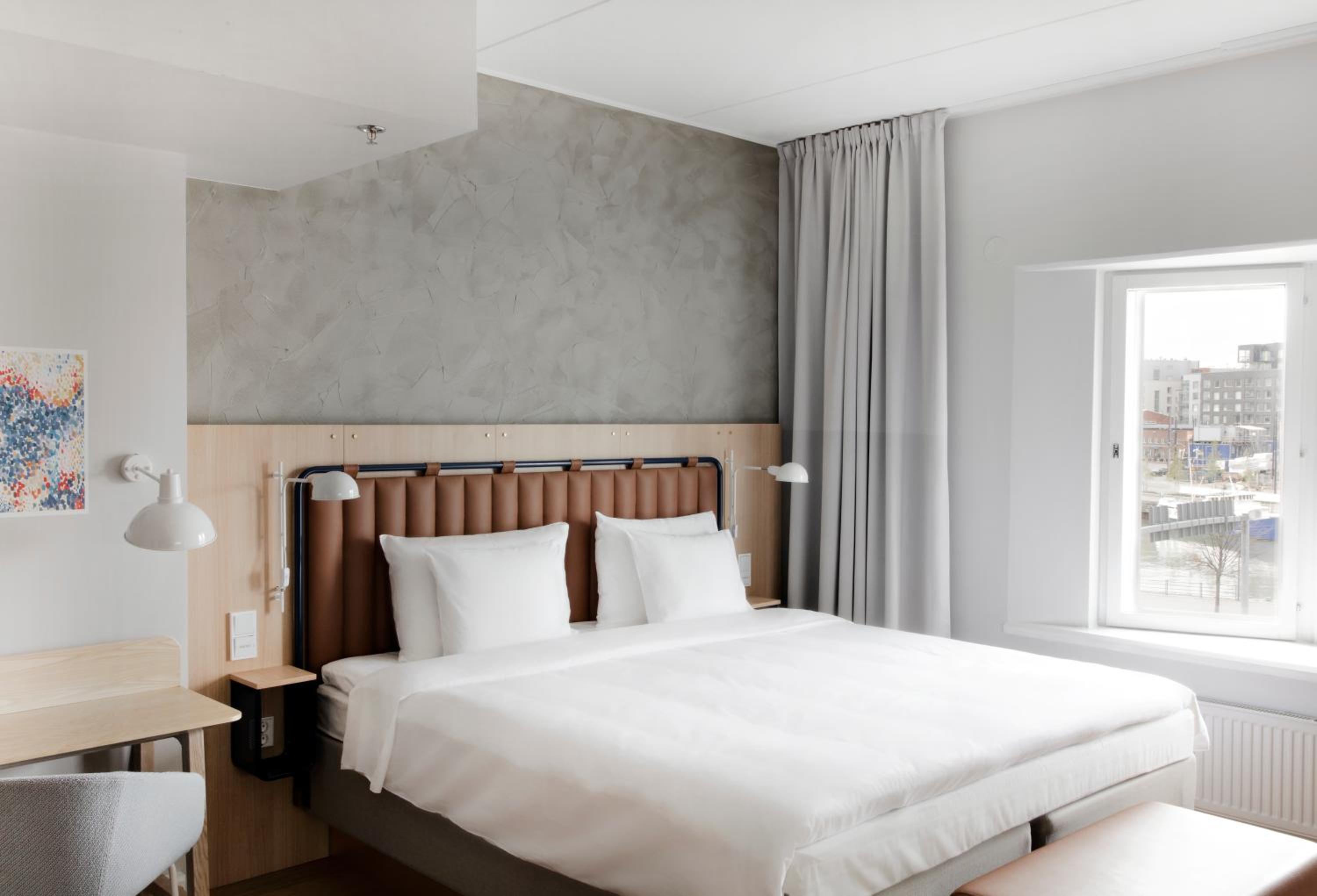 Premium Room - Photo 14