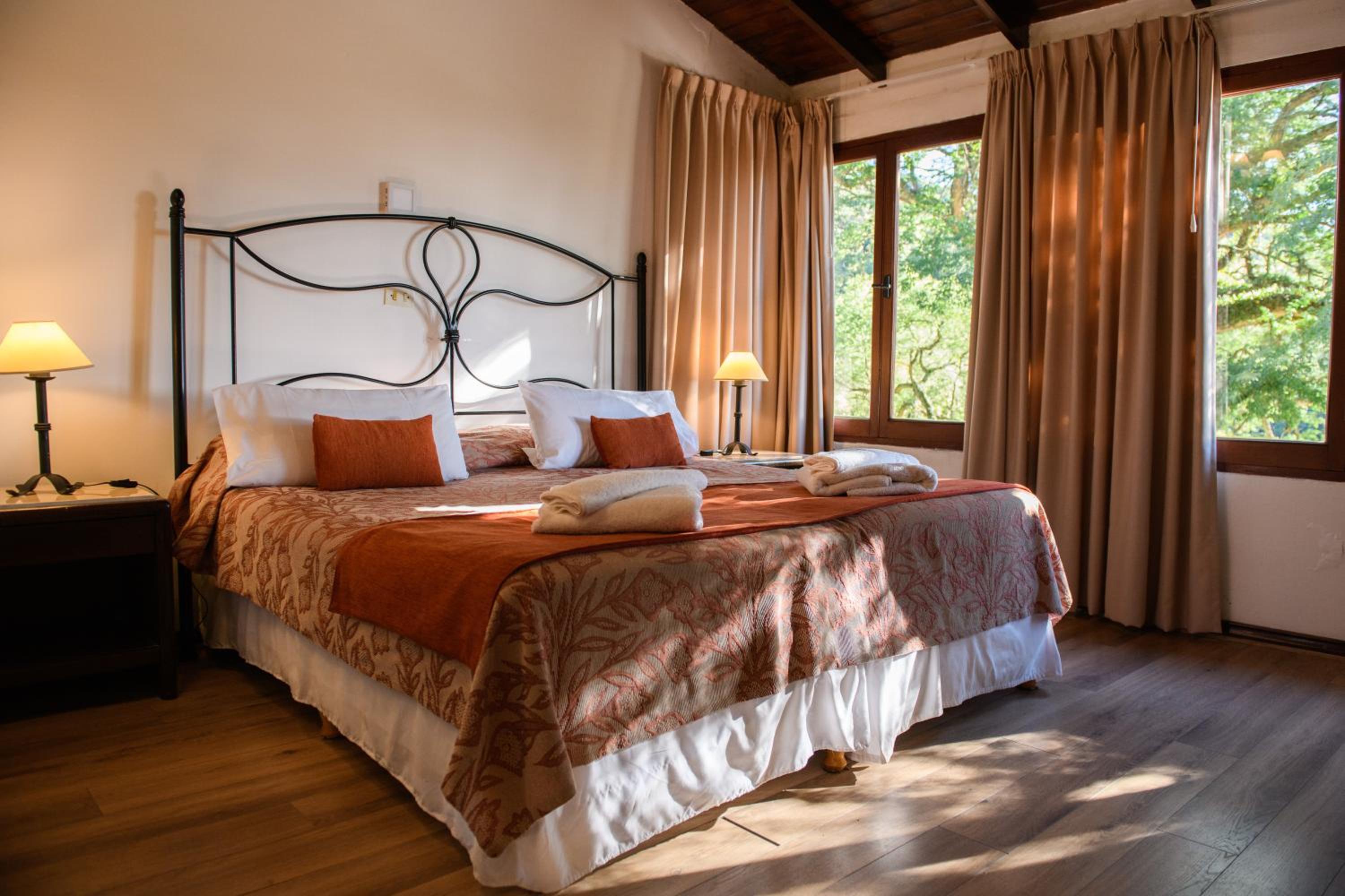 Classic Double Or Twin Room With Mountain View