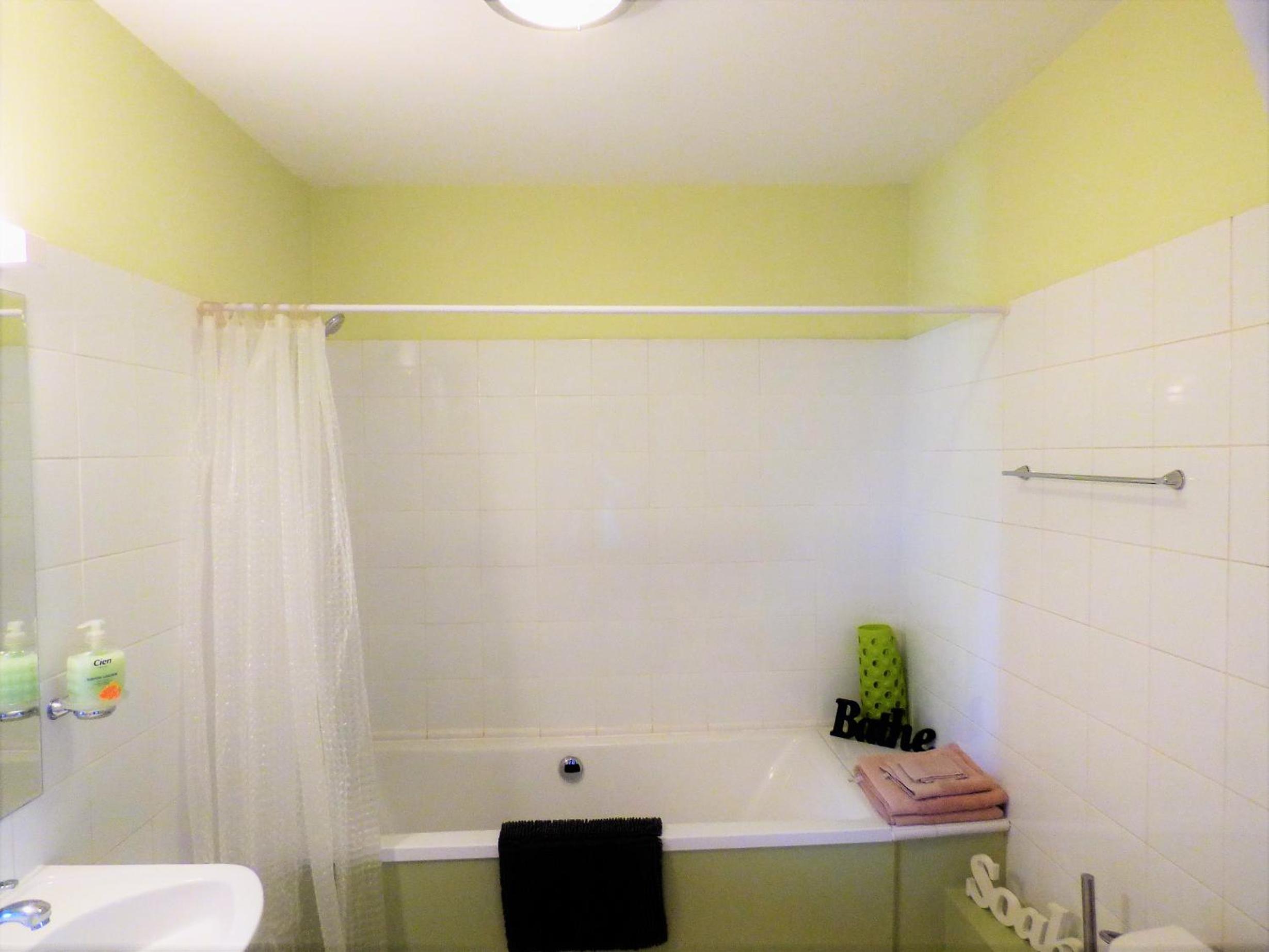 Deluxe Quadruple Room - Photo 15