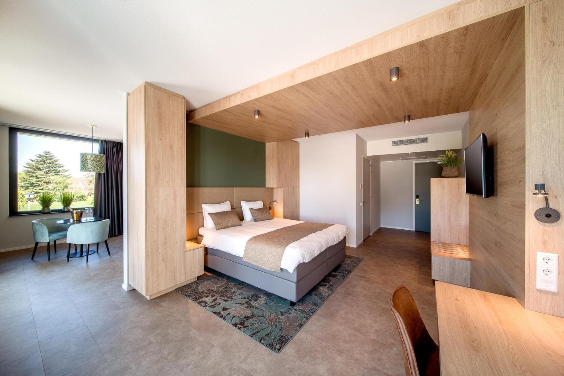 Suite with Balcony - Photo 1