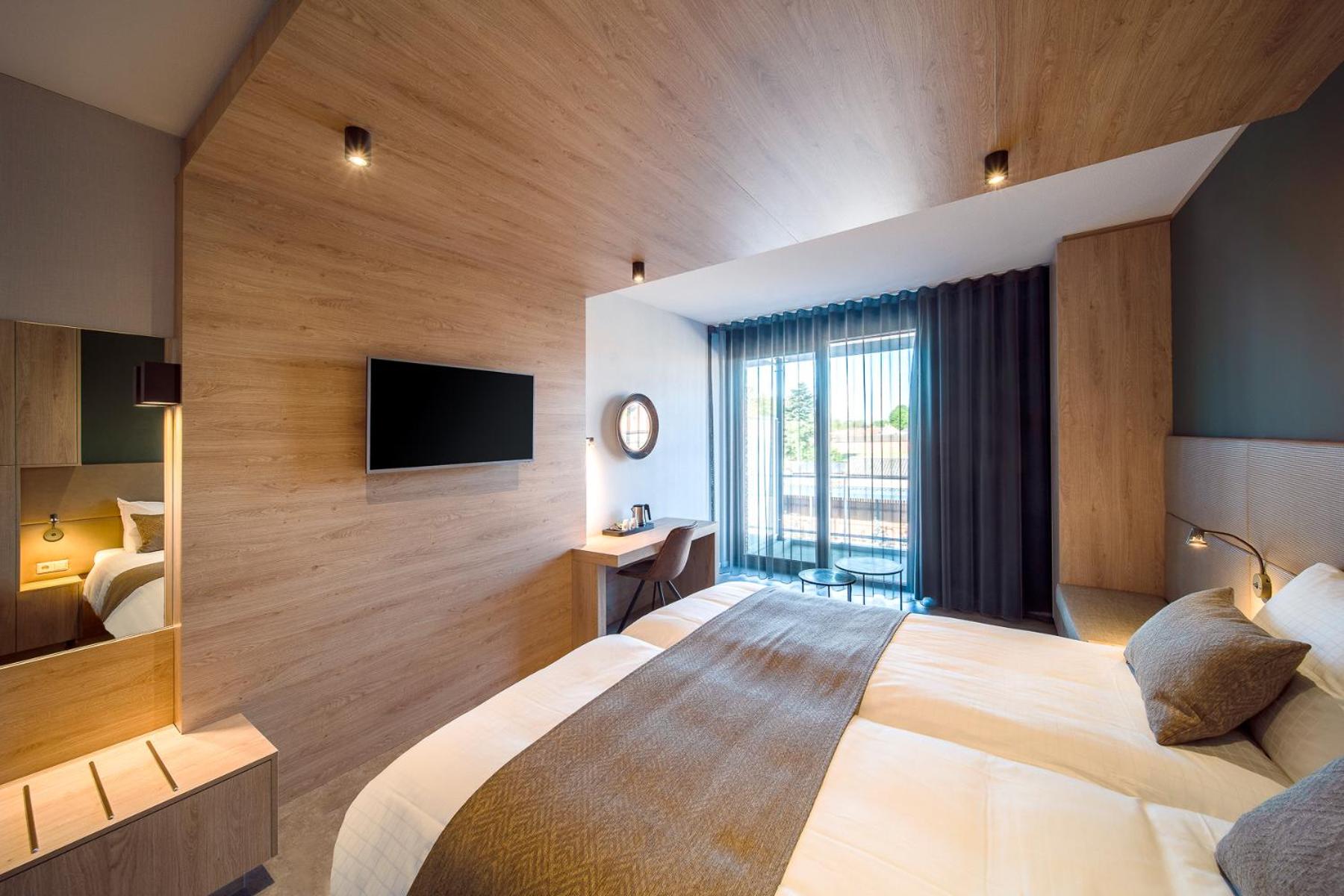 Standard Double Room - Photo 2