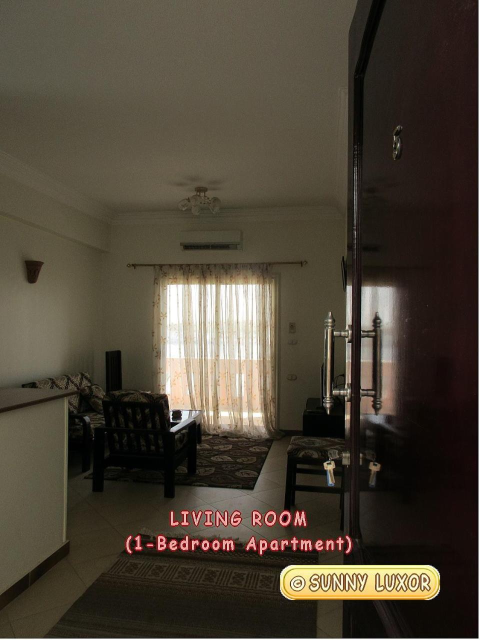 One-Bedroom Apartment photo 3