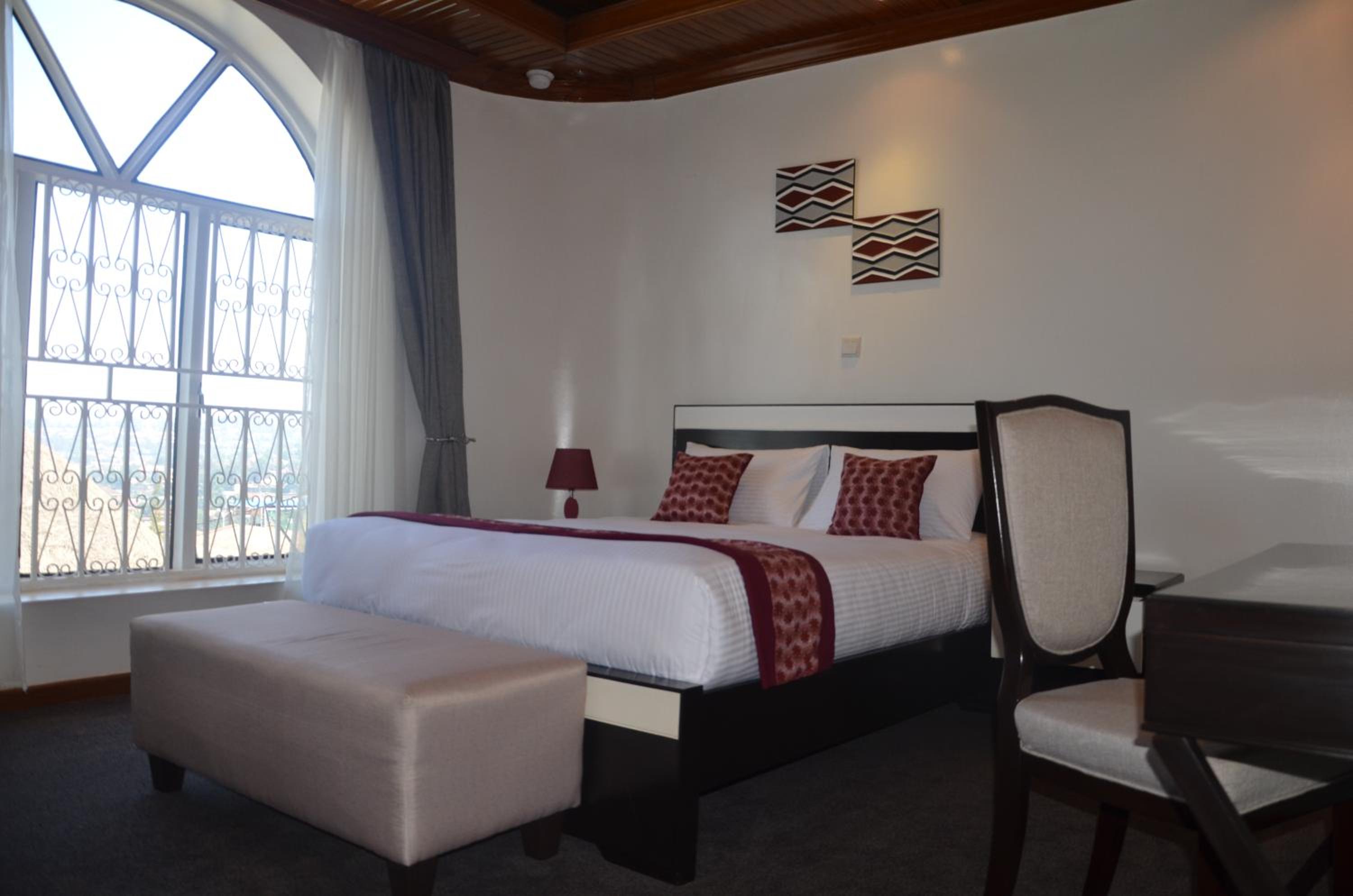 King Room with Pool View photo 2