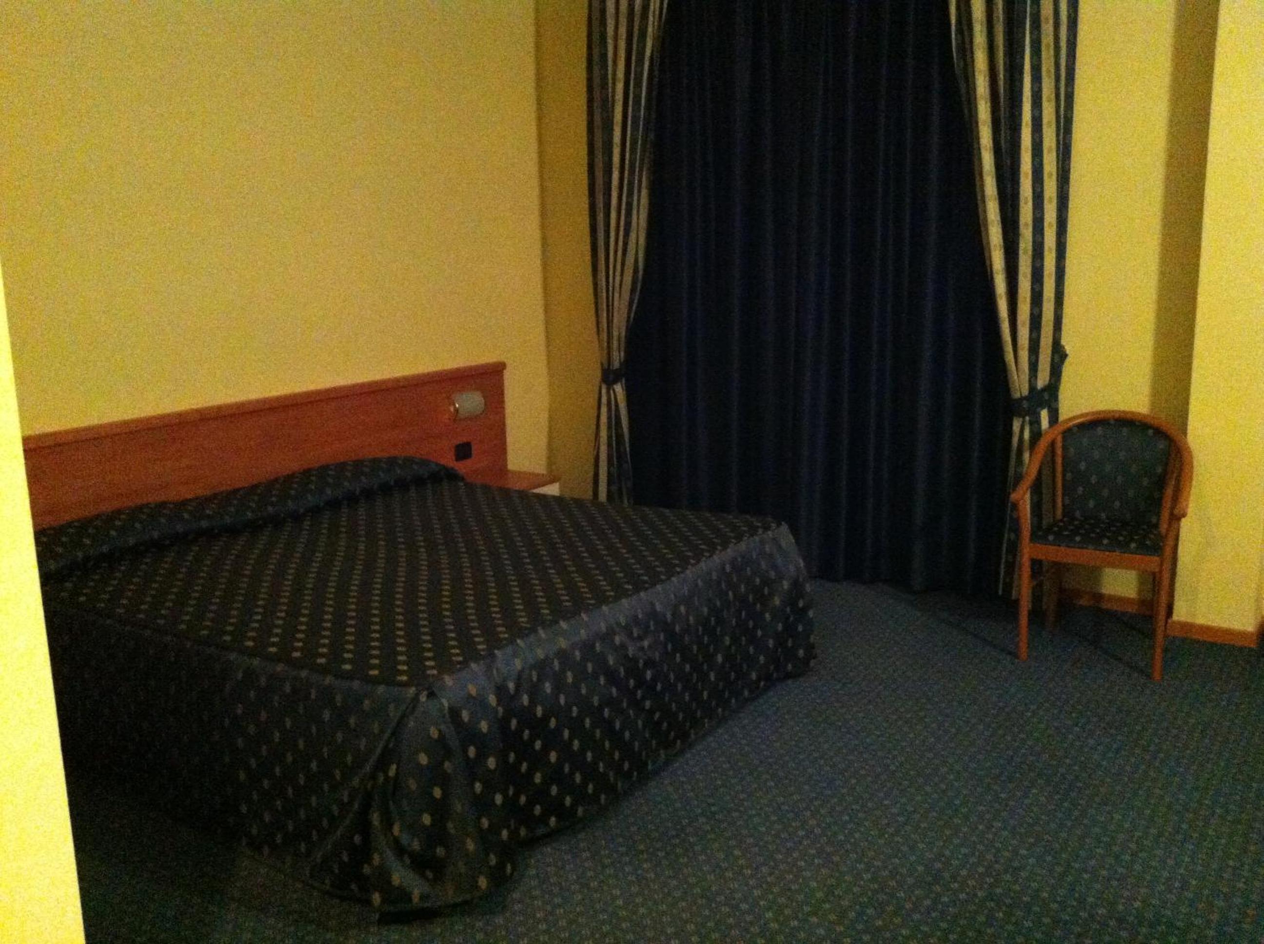 Double or Twin Room photo 3