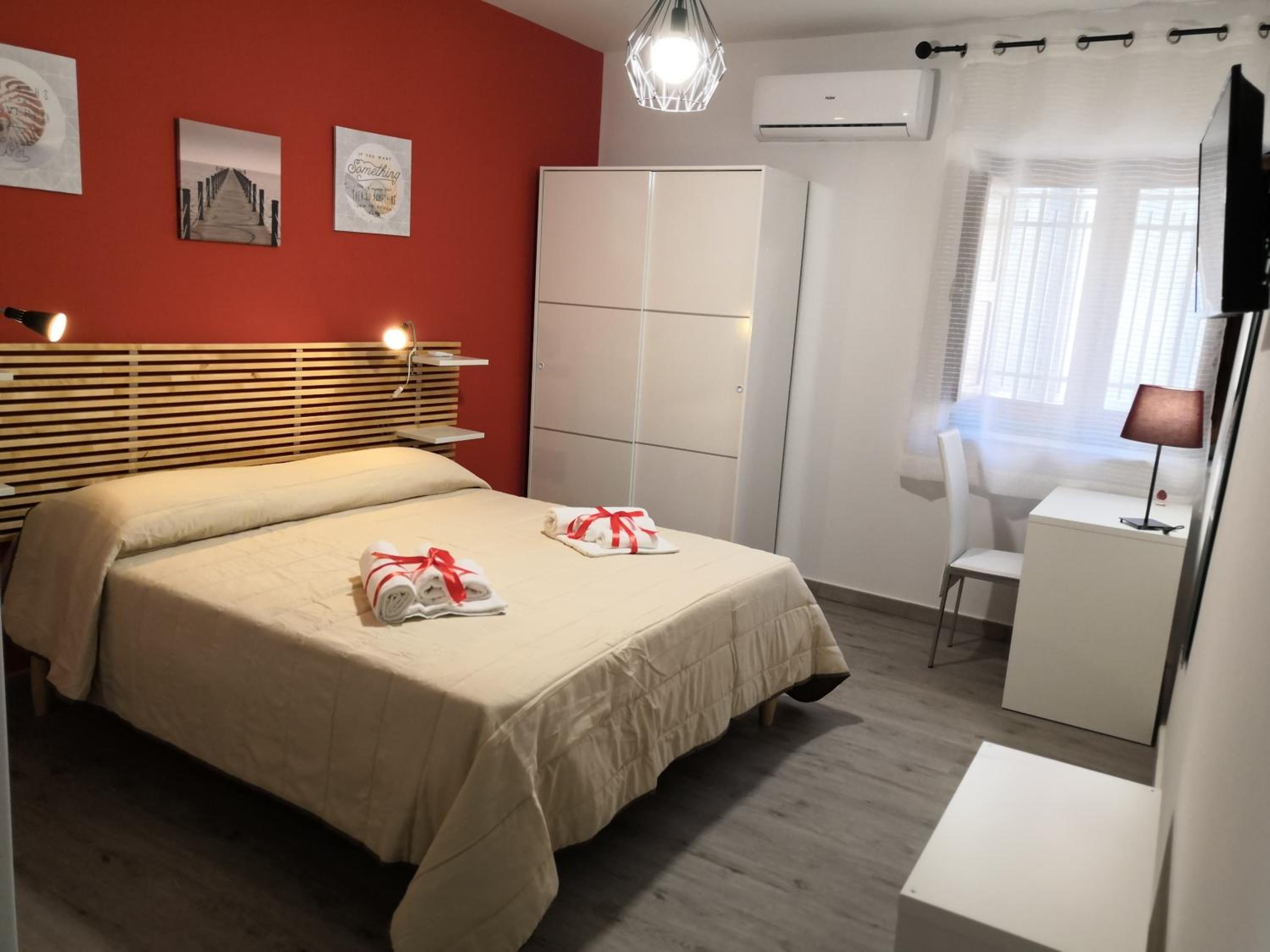 Deluxe Double Room - Photo 65