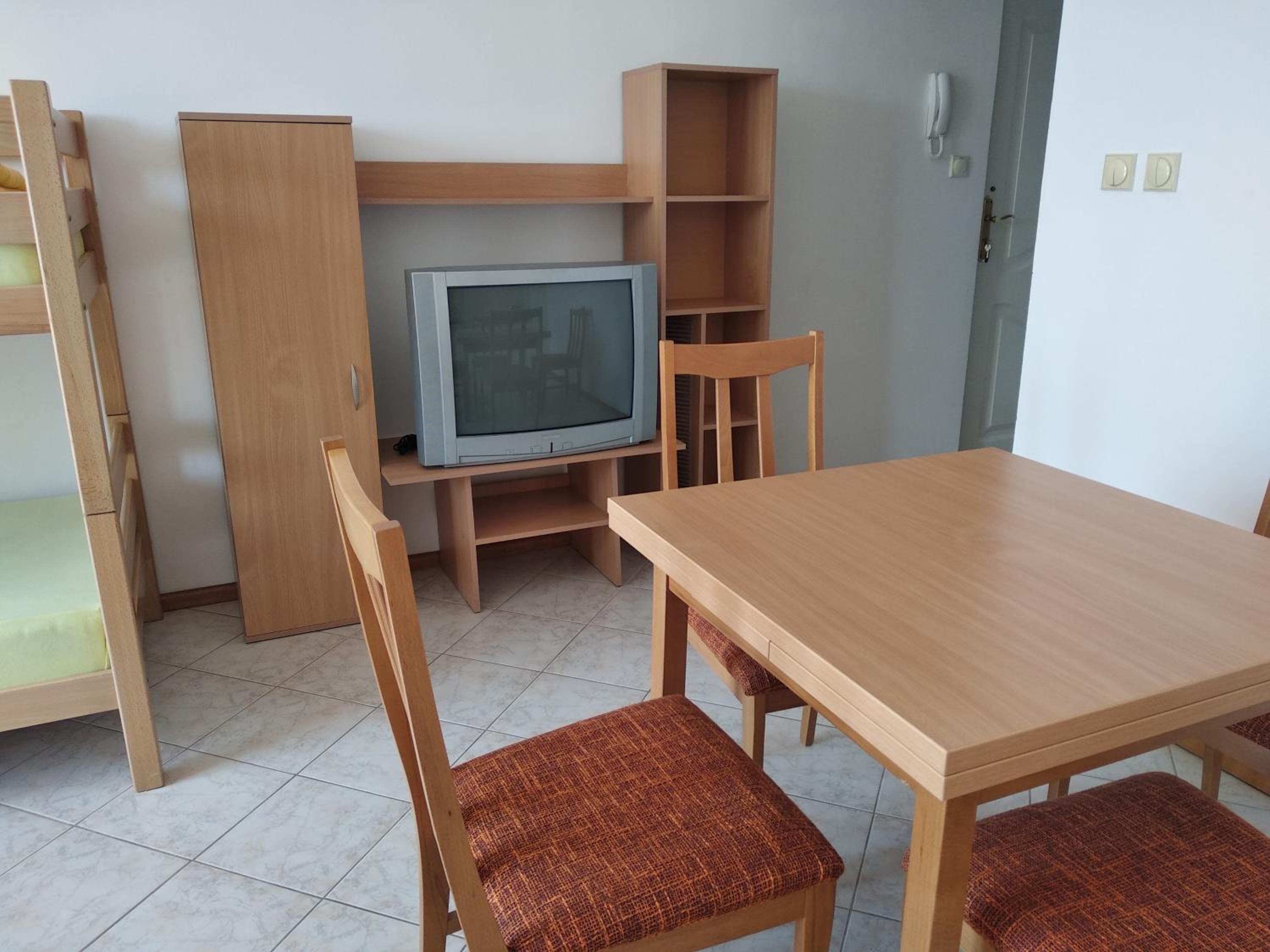Studio Apartment photo 2