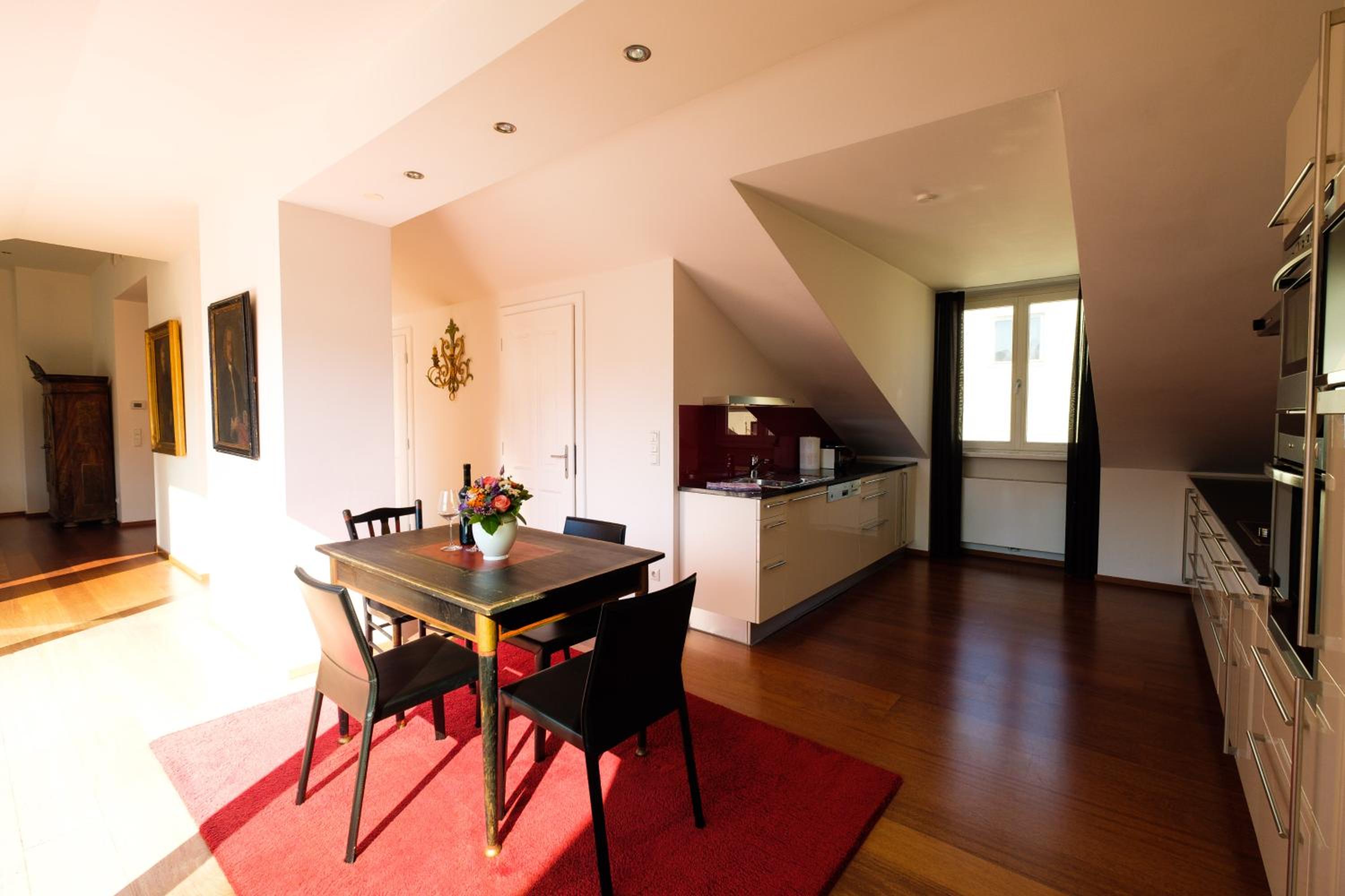 Apartment with Terrace 4.2 - Photo 6