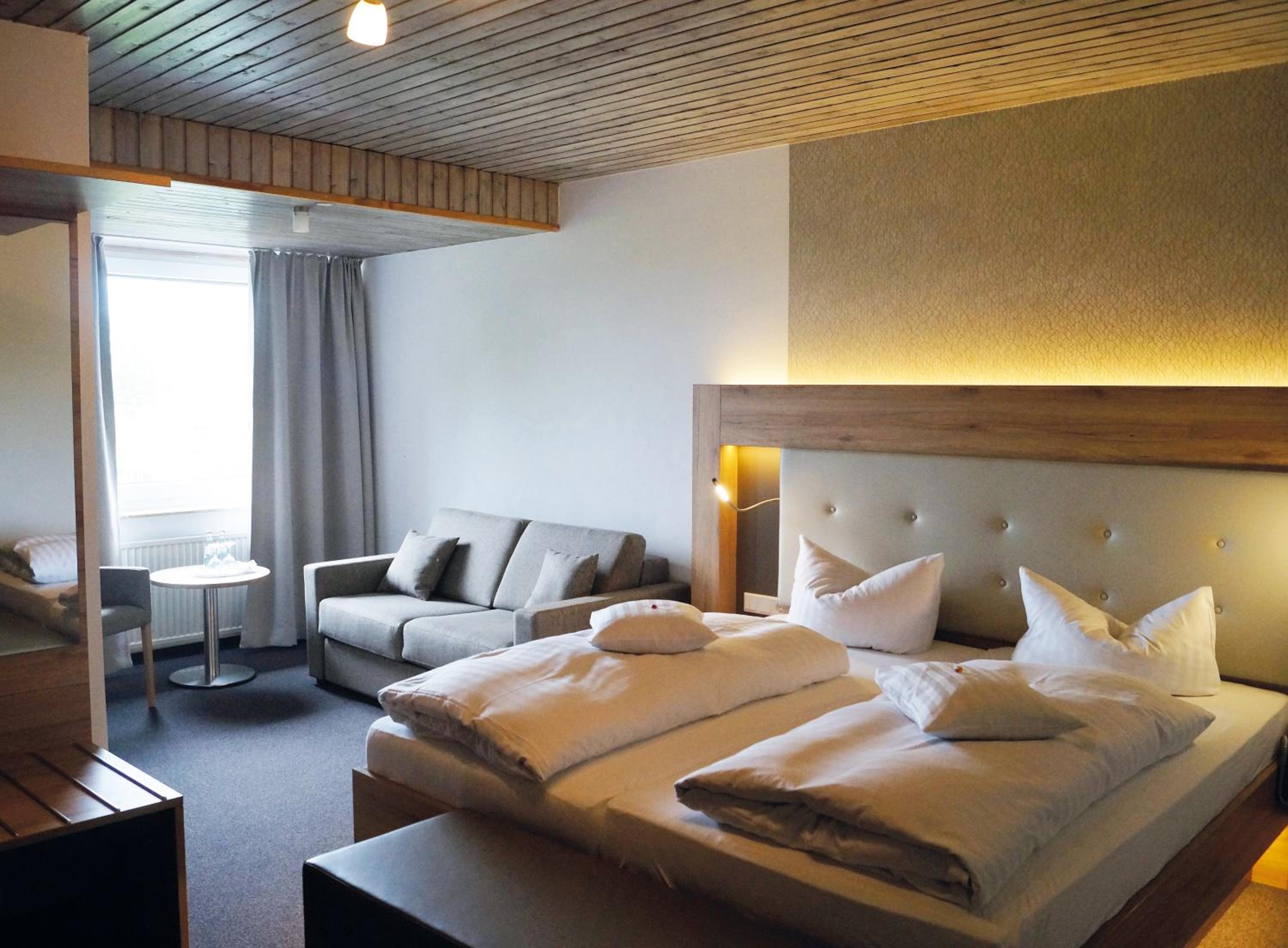 Double Room - Photo 10