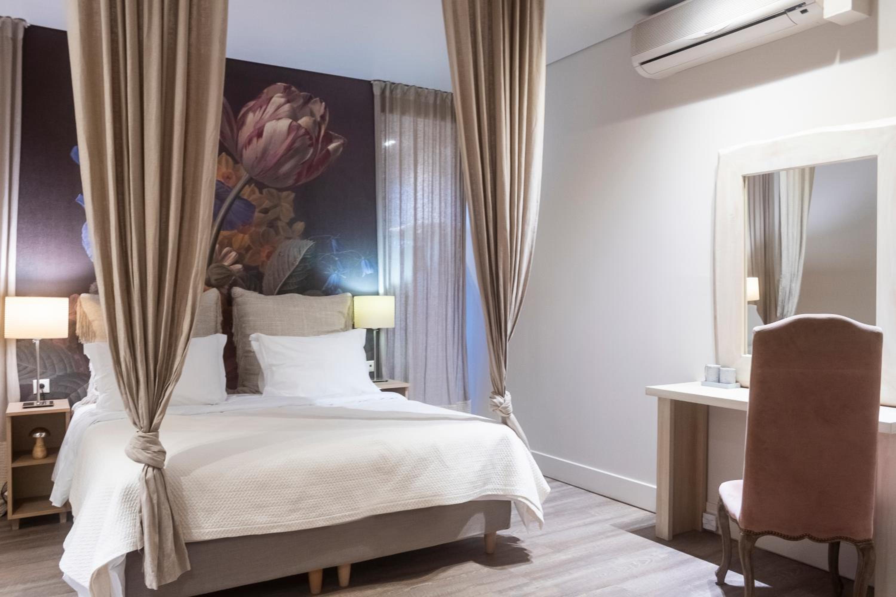 Premium Room - Photo 4