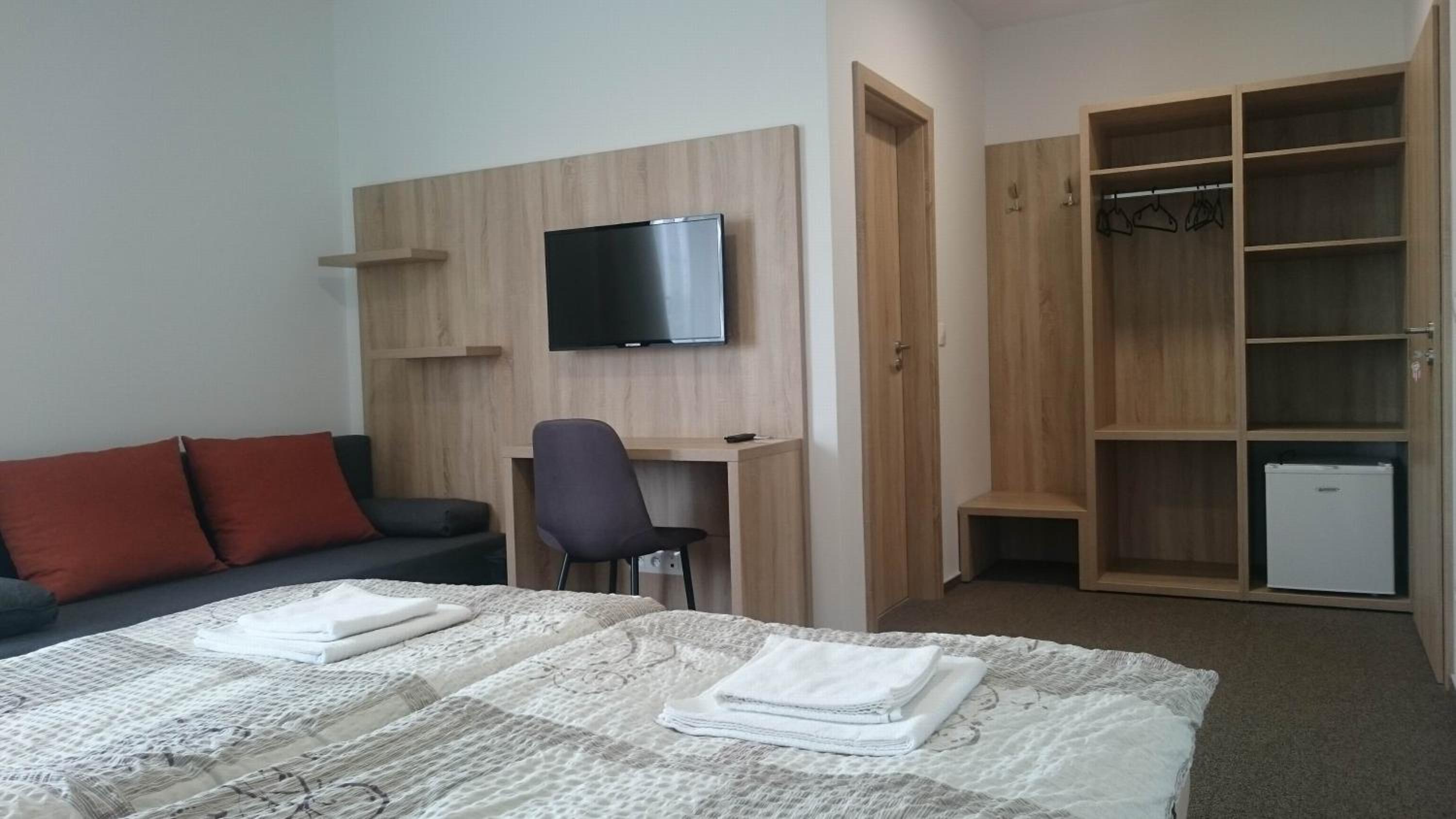 Double or Twin Room photo 1