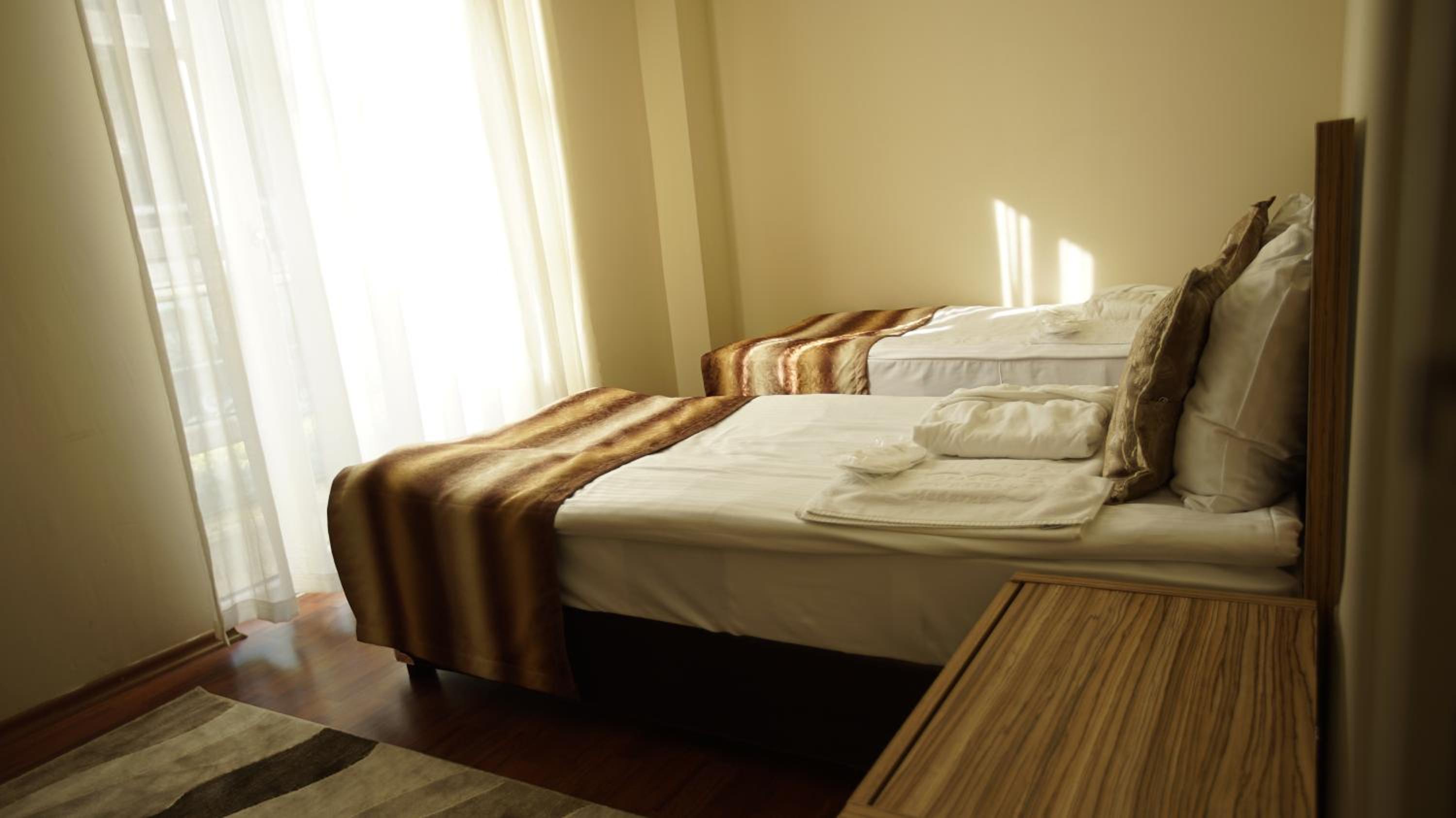 Apartment photo 3