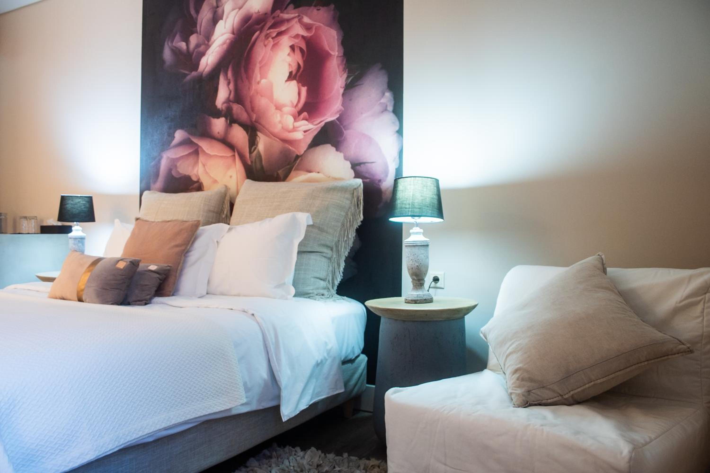 Deluxe Room - Photo 4