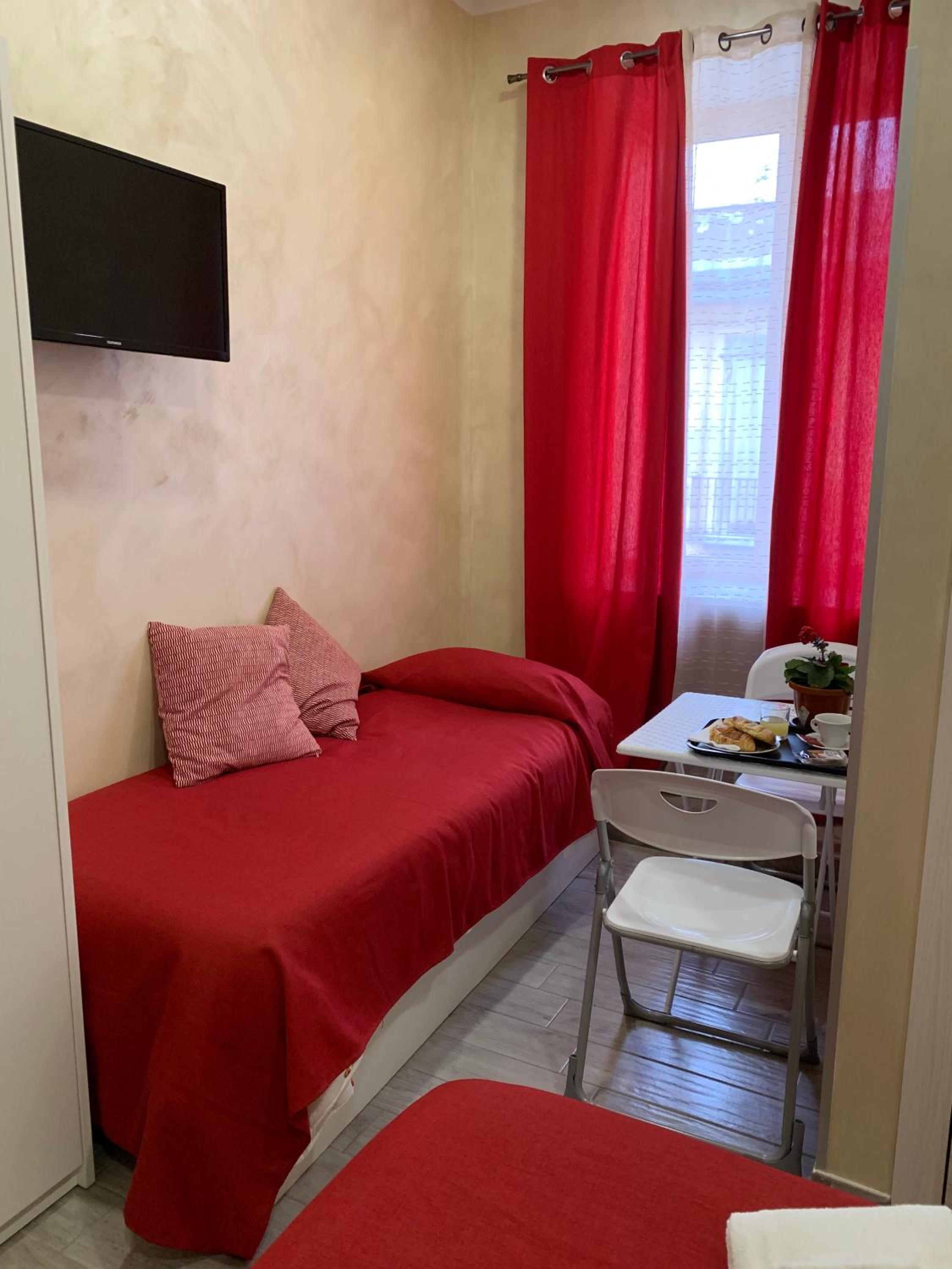 Comfort Triple Room