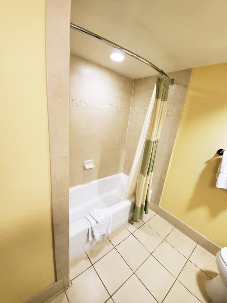 Deluxe Double Room - Photo 7