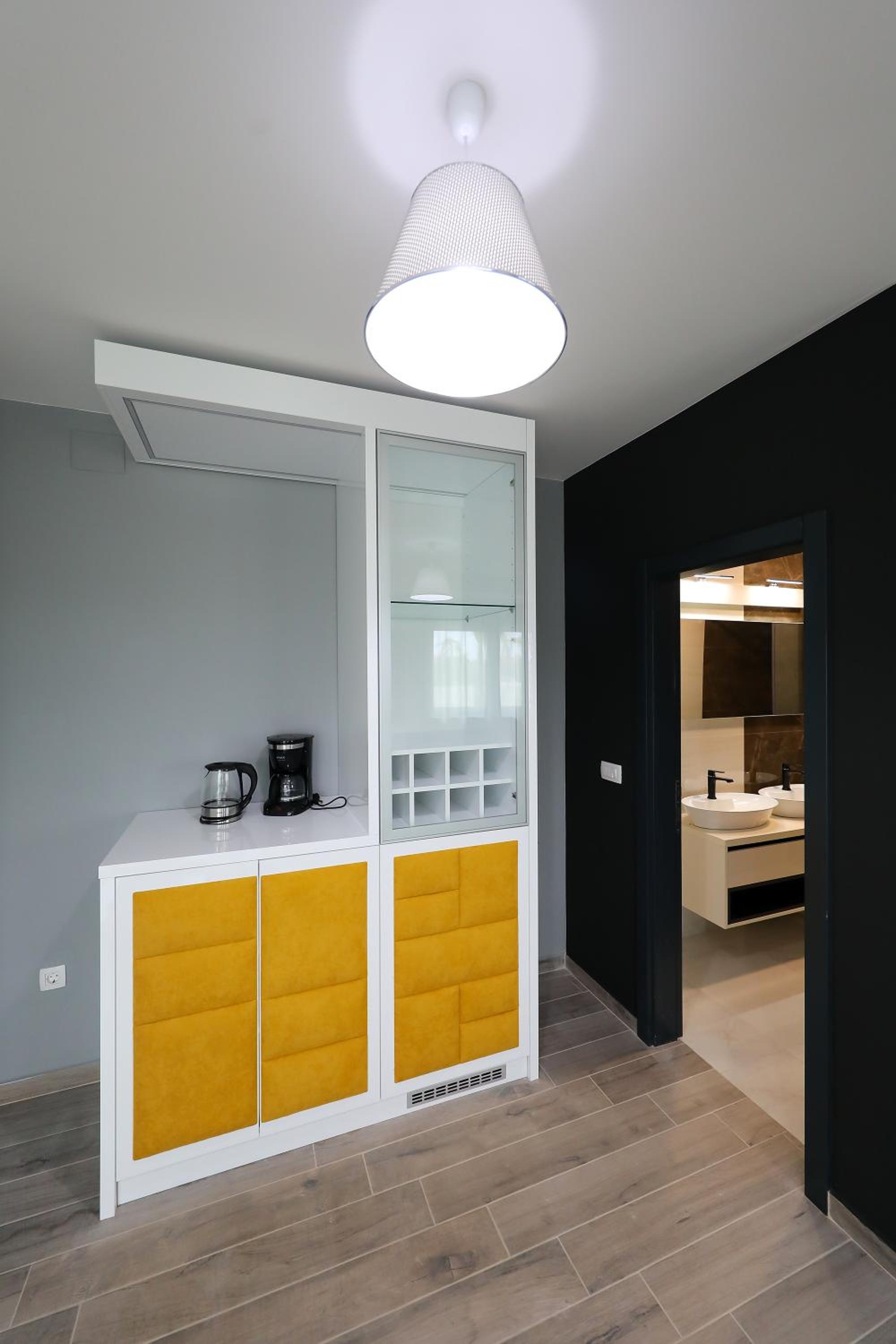 Deluxe Double Room with Balcony photo 2