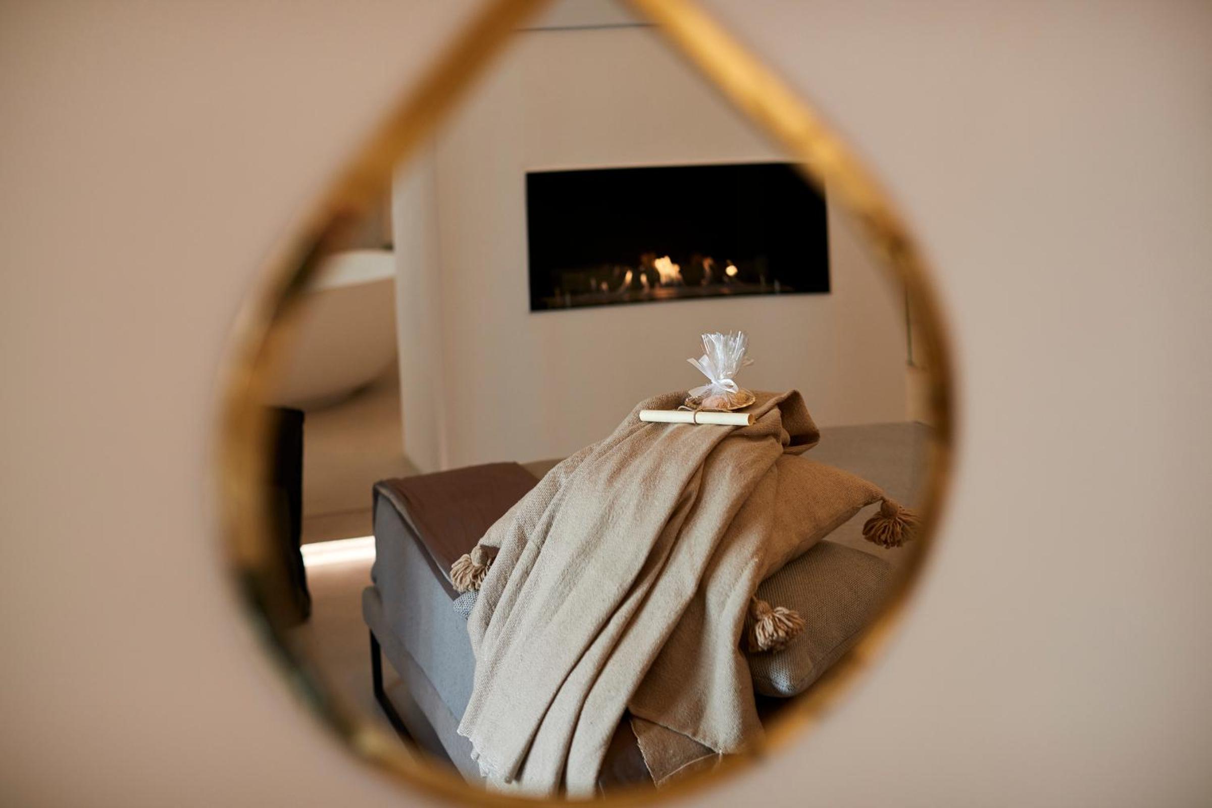 Deluxe Suite - Photo 3