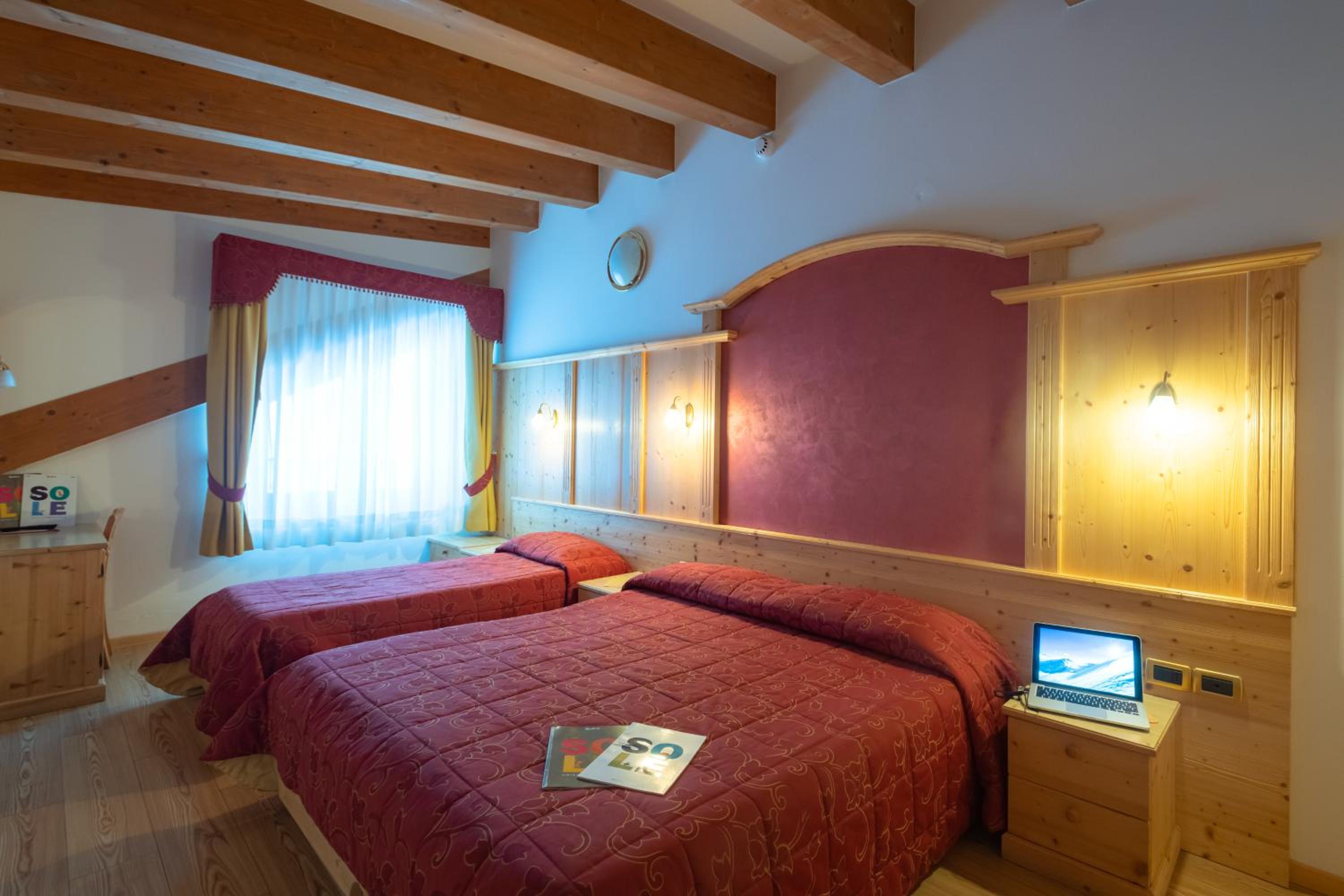 Classic Triple Room photo 1