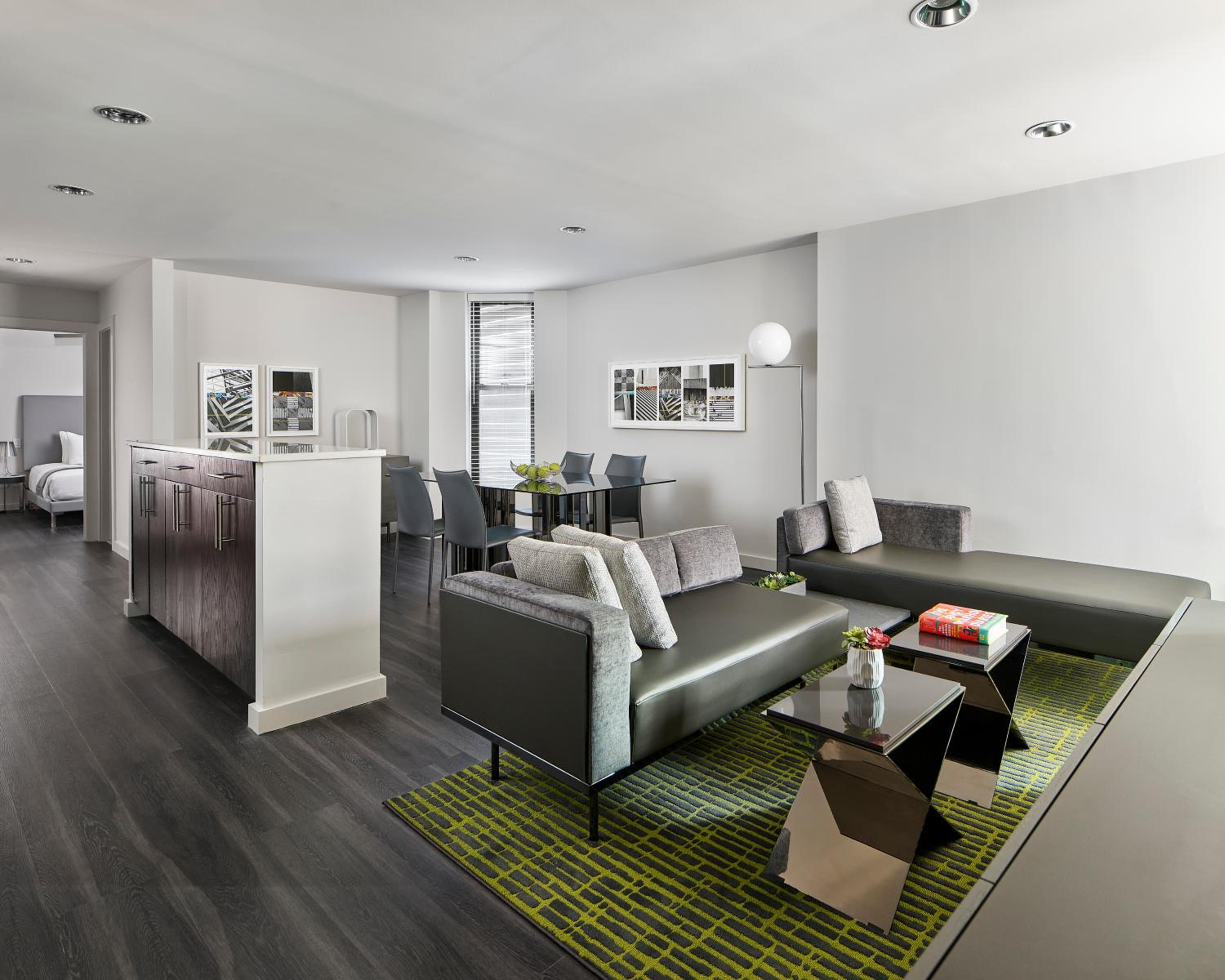 Two Bedroom Premium Suite photo 3