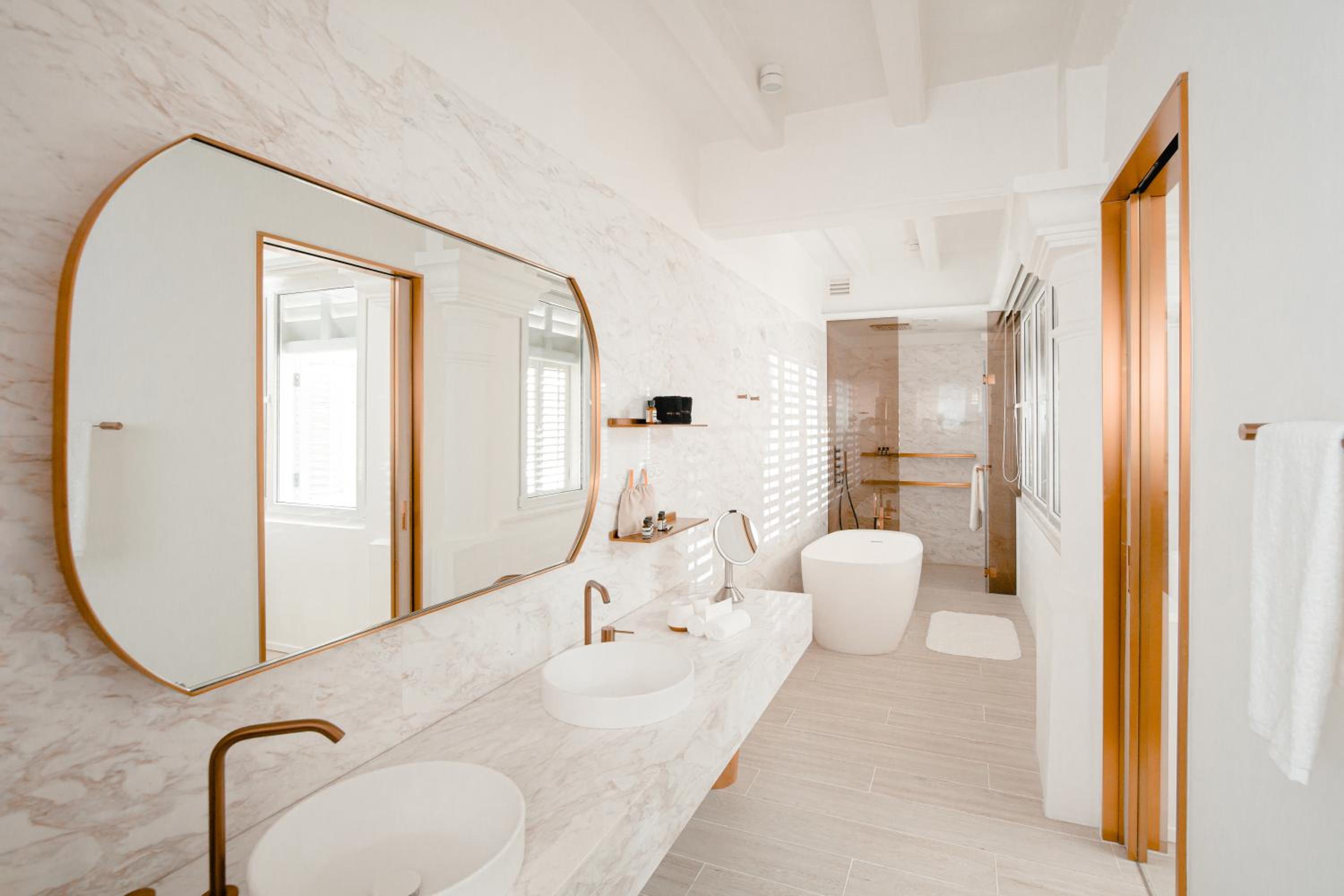 The Revere Suite (Deluxe King Suite) - Photo 5