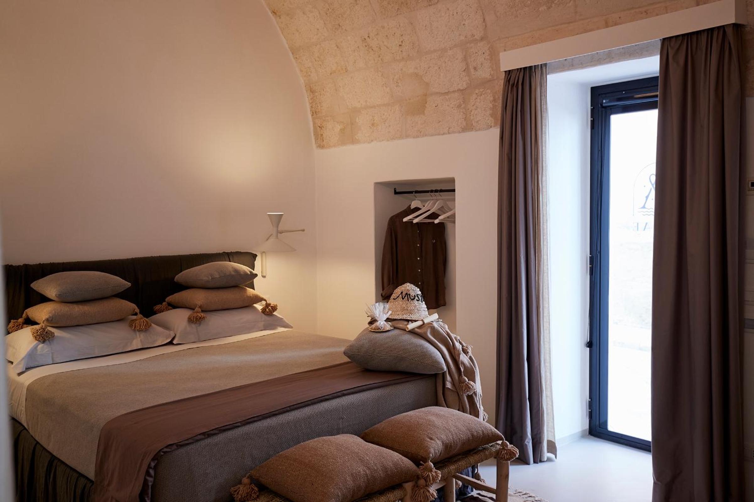 Deluxe Double Room - Photo 6
