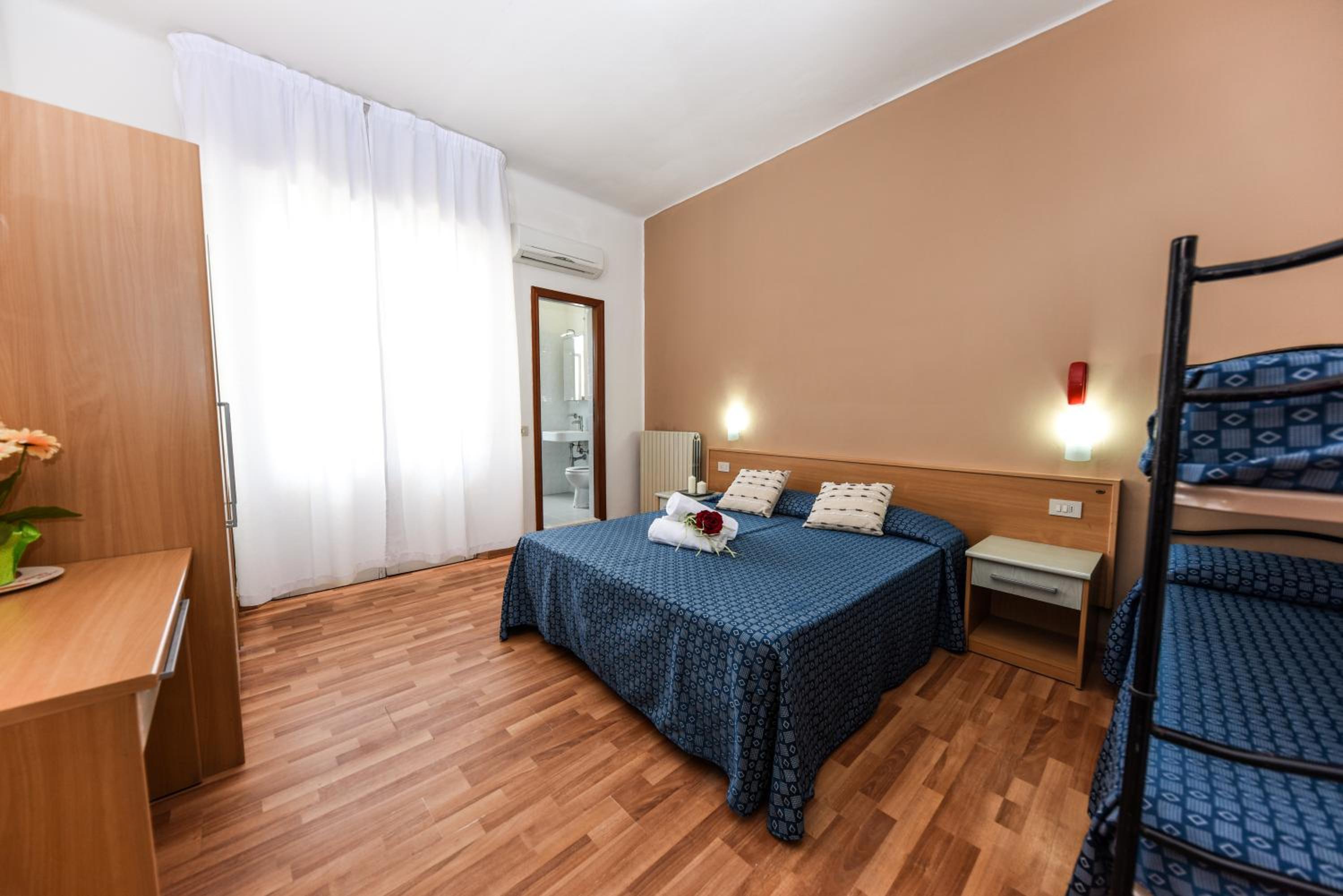 Triple Room with Balcony photo 2