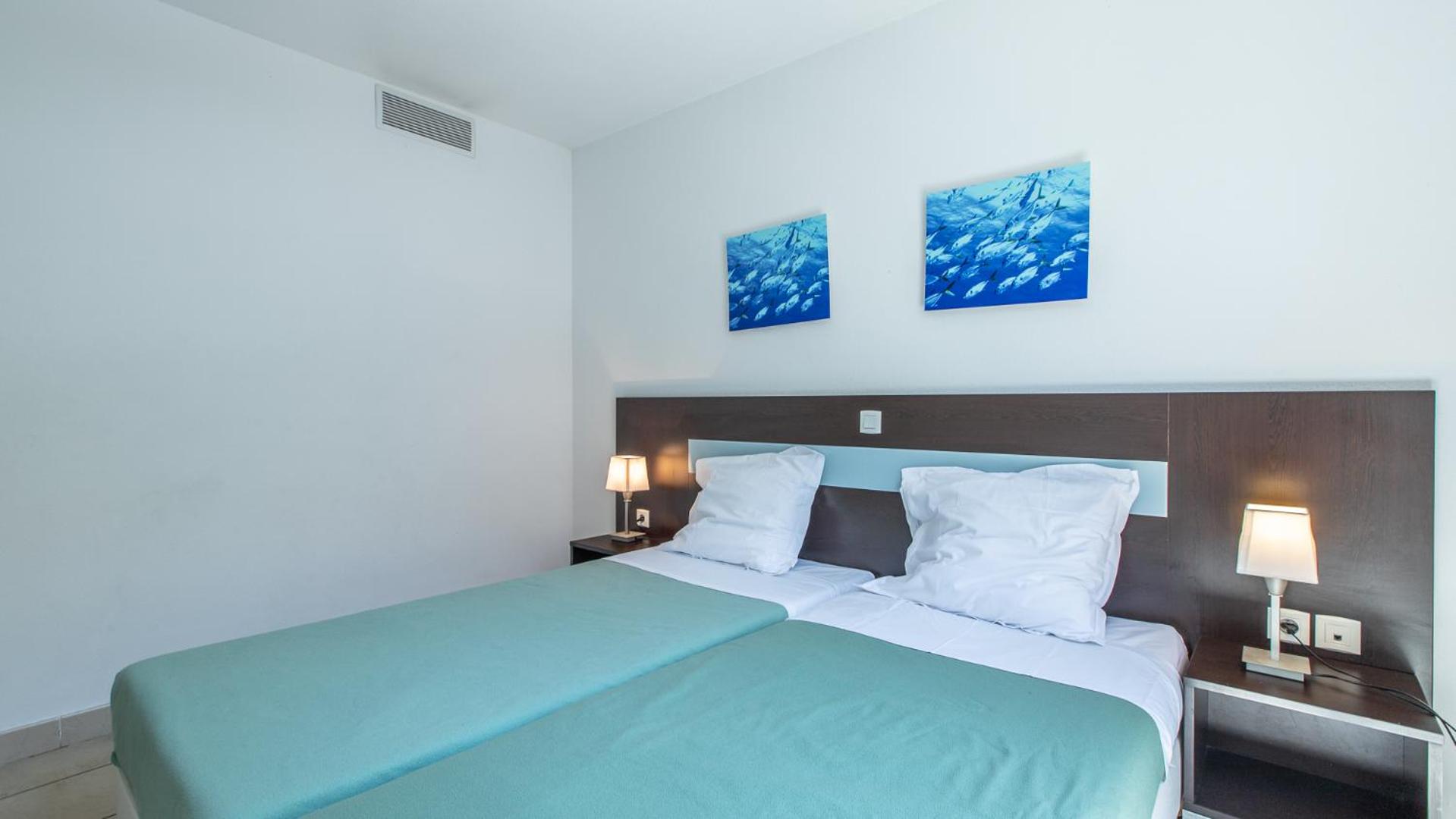 2 bedroom apartment 6 people photo 1