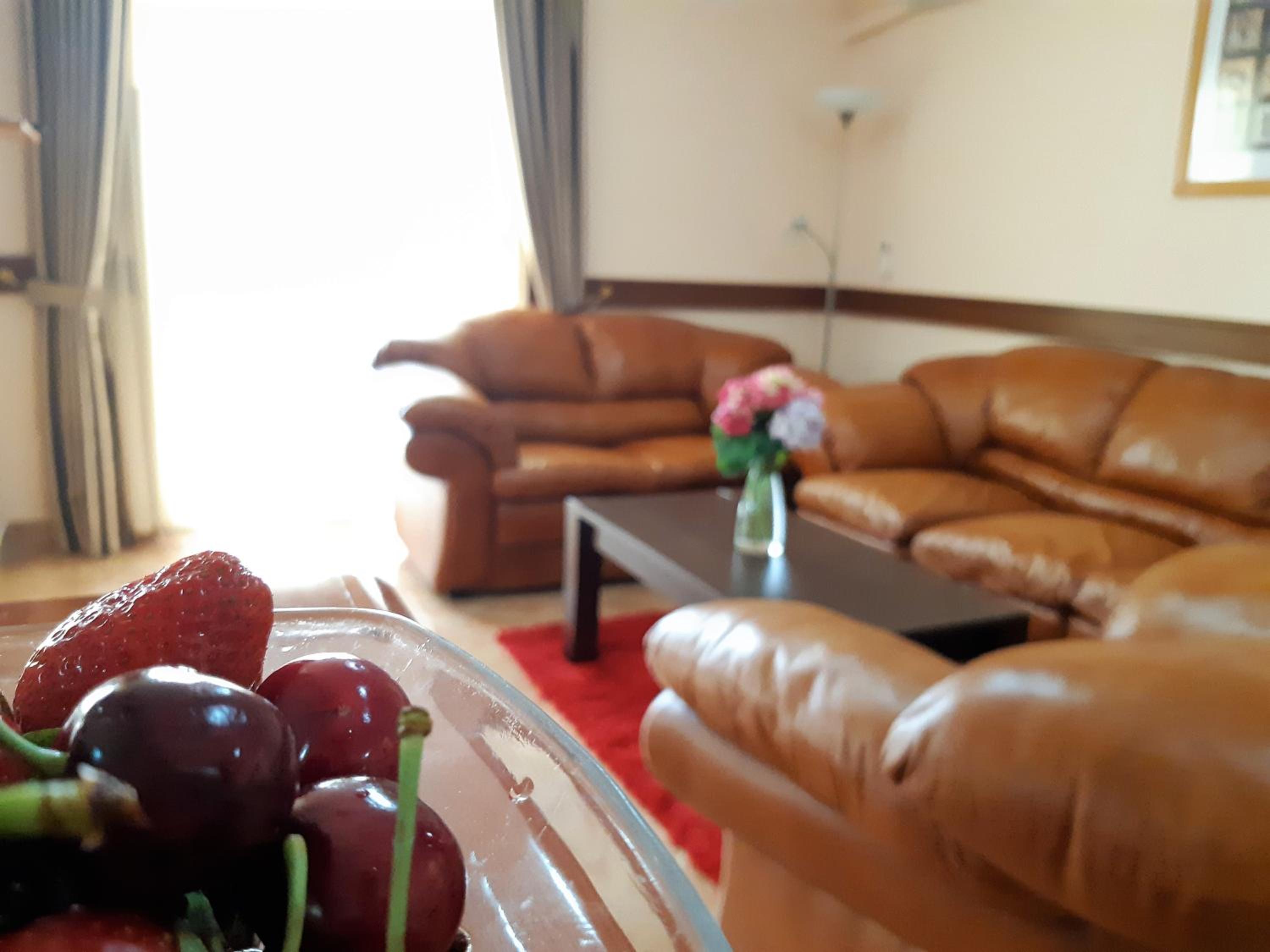 Suite with Balcony and Sea View - Photo 12