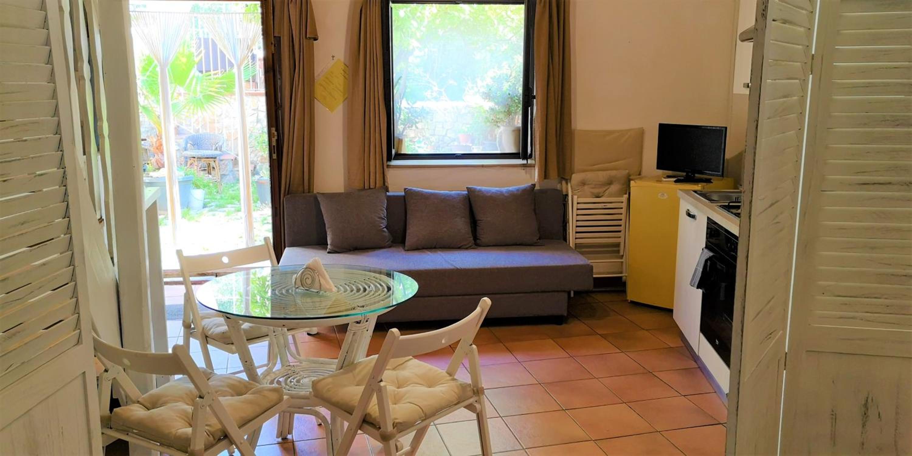 Suite with Garden View - Photo 39