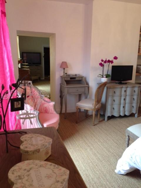 One-Bedroom Apartment (2 Adults) photo 1