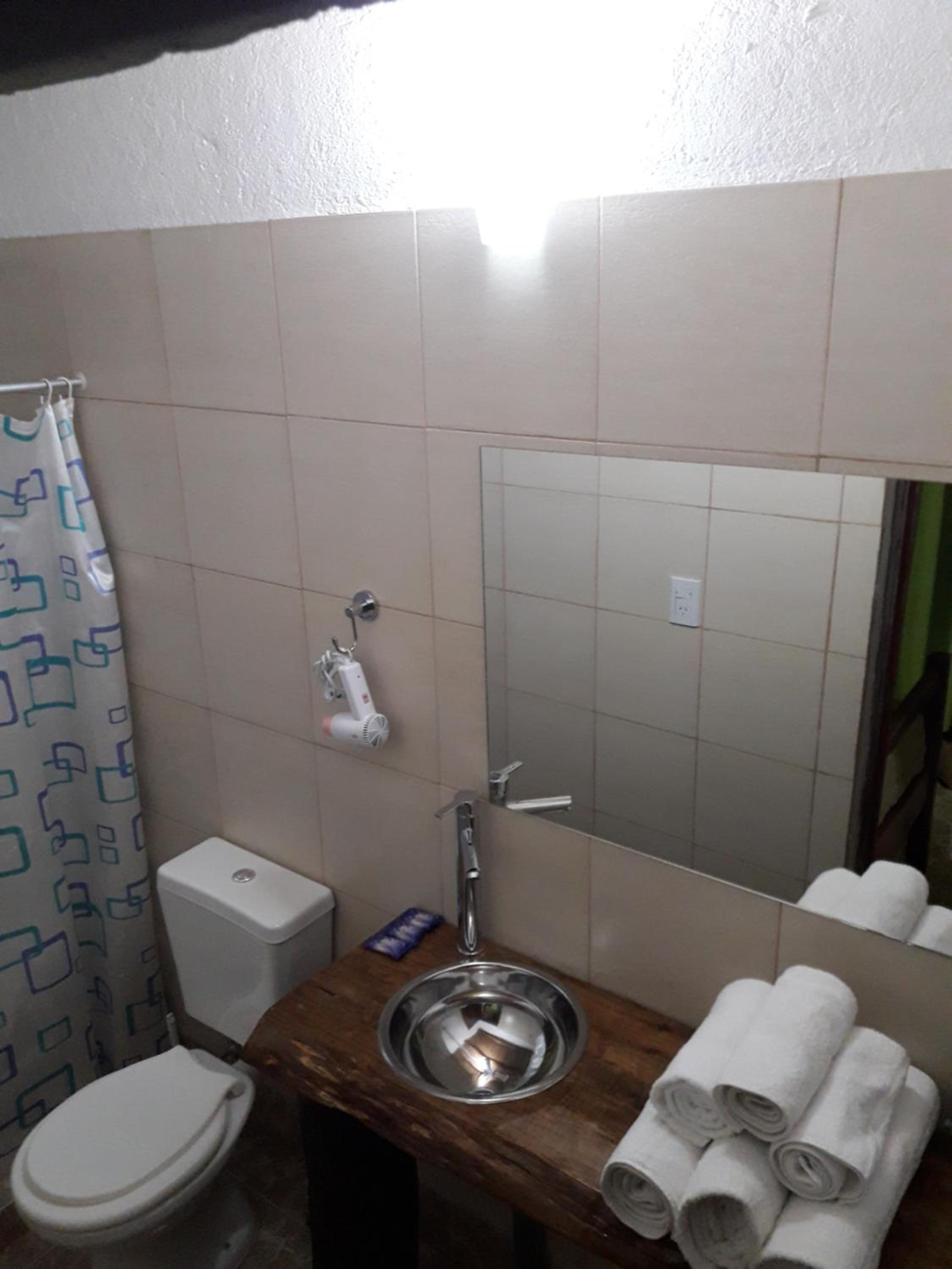 Quadruple Room with Private Bathroom photo 2